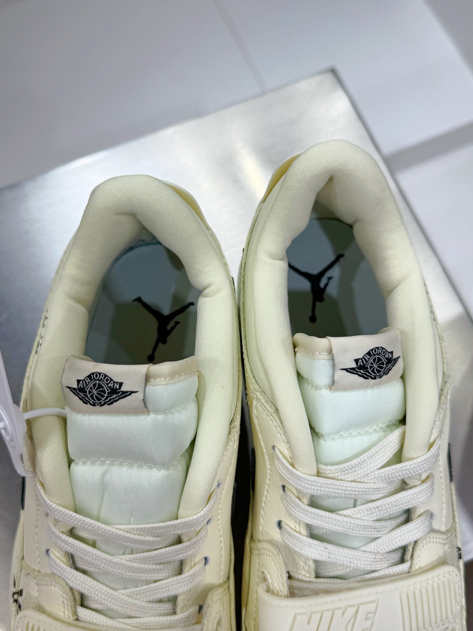 Calvin Klein Jordan Nike Male Basic Shoes M-l