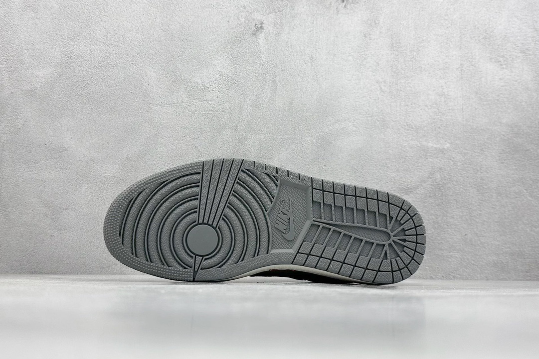 Jordan Nike Supreme Basic Shoes M-l-s