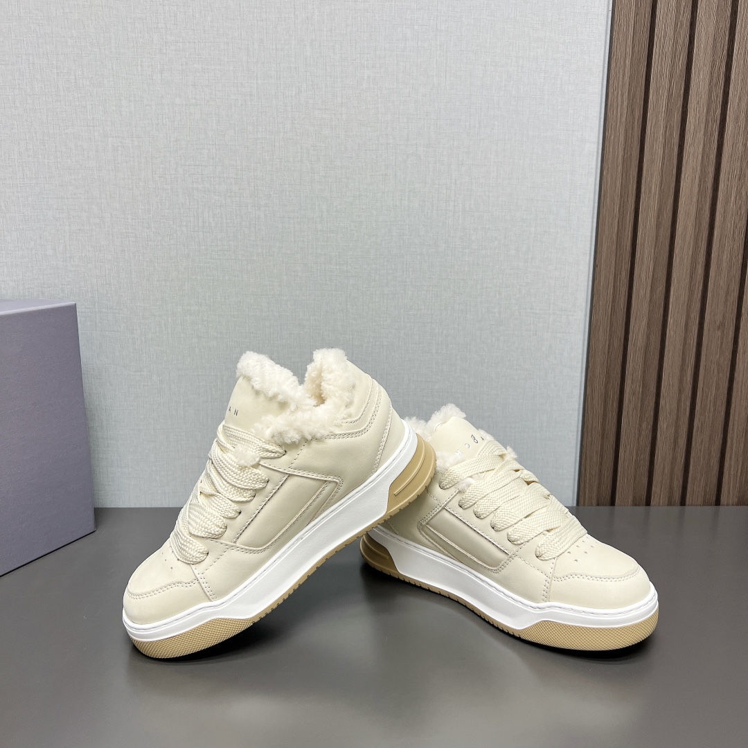 Male Sneakers S