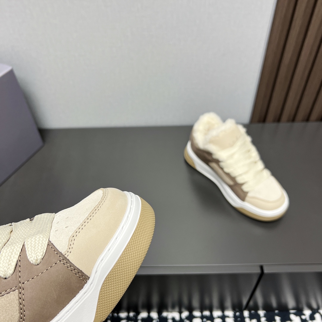 Male Sneakers S
