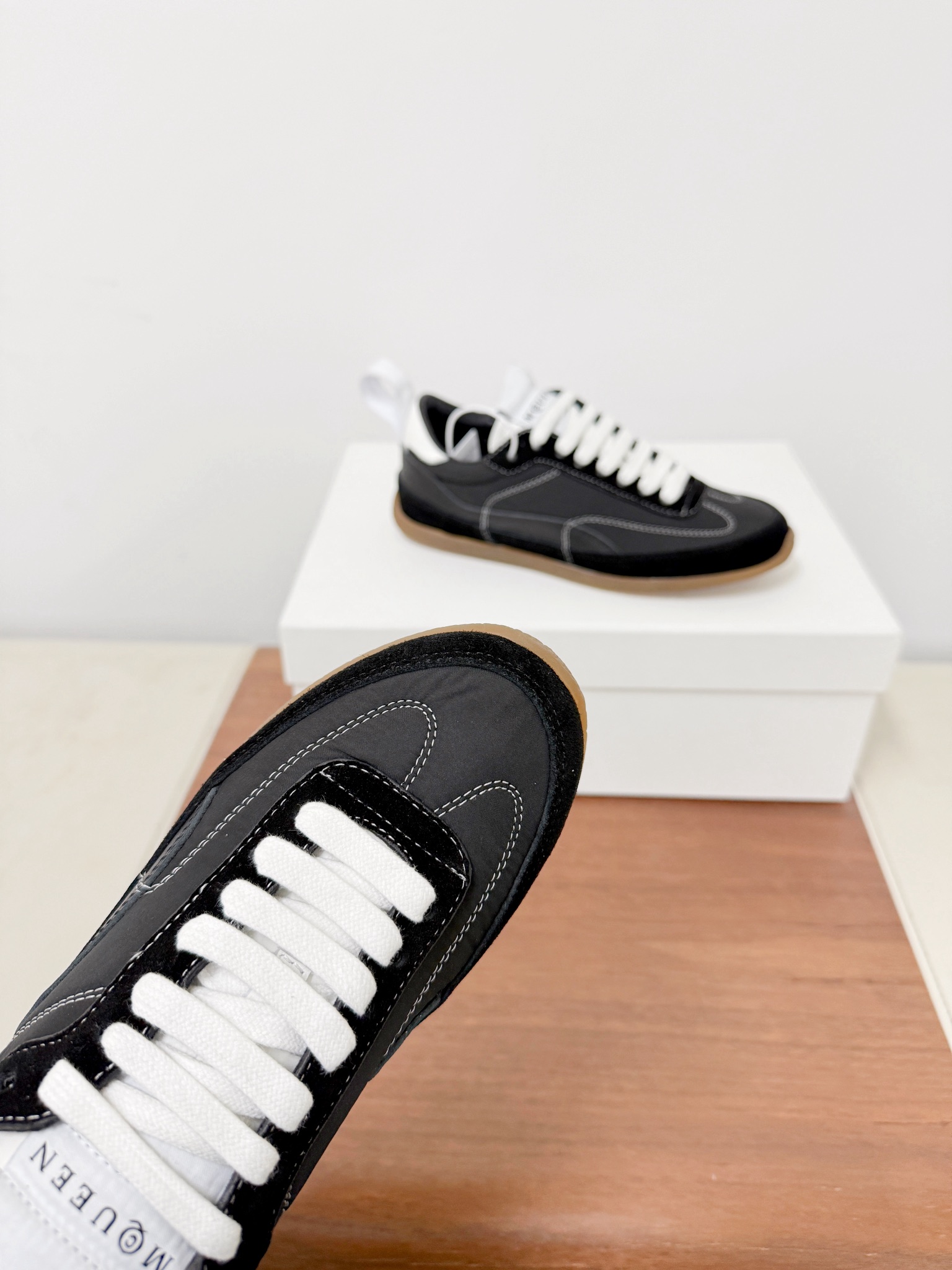 Alexander Mcqueen Male Sneakers Breathable M-l