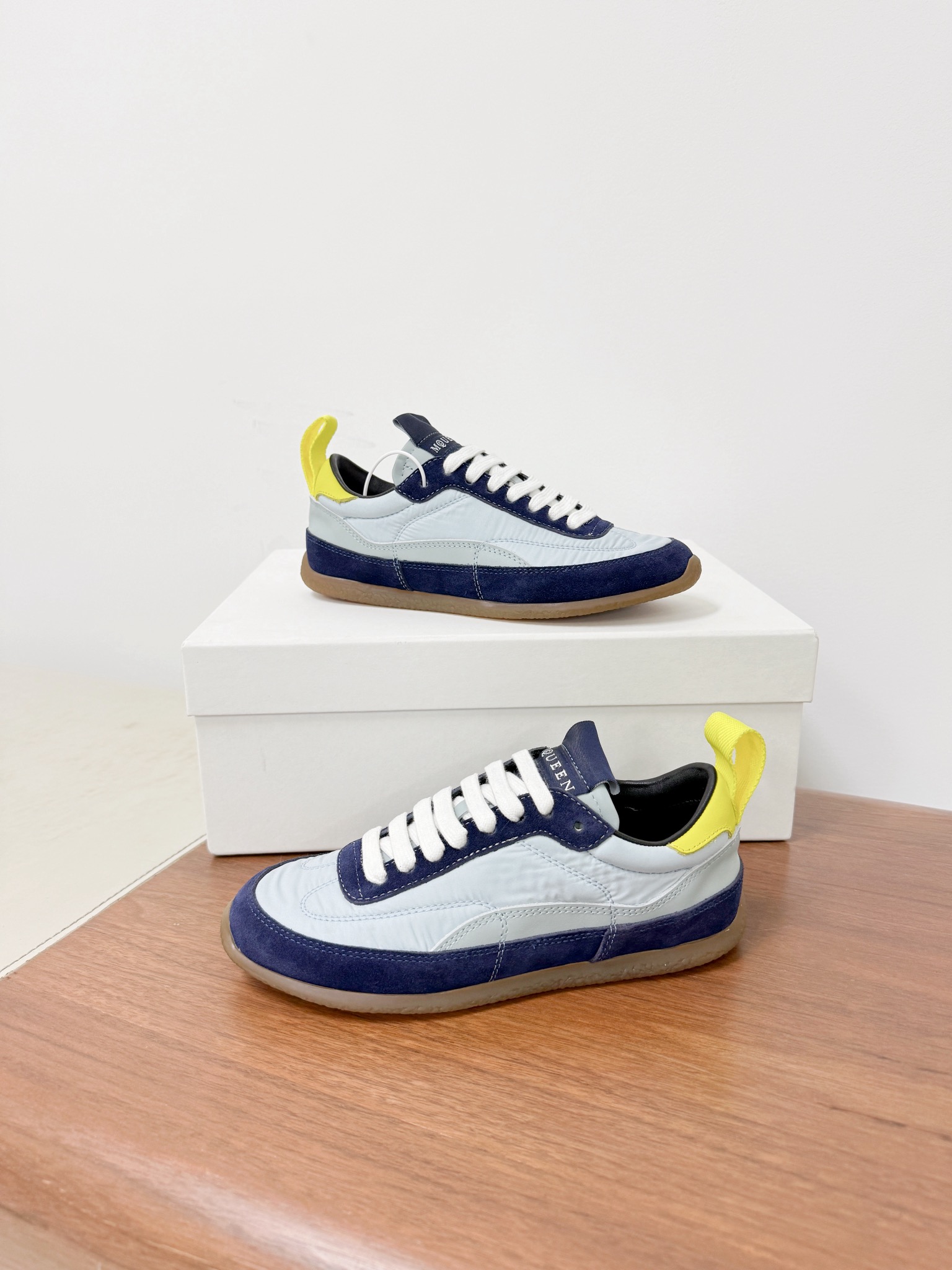 Alexander Mcqueen Male Sneakers Breathable M-l