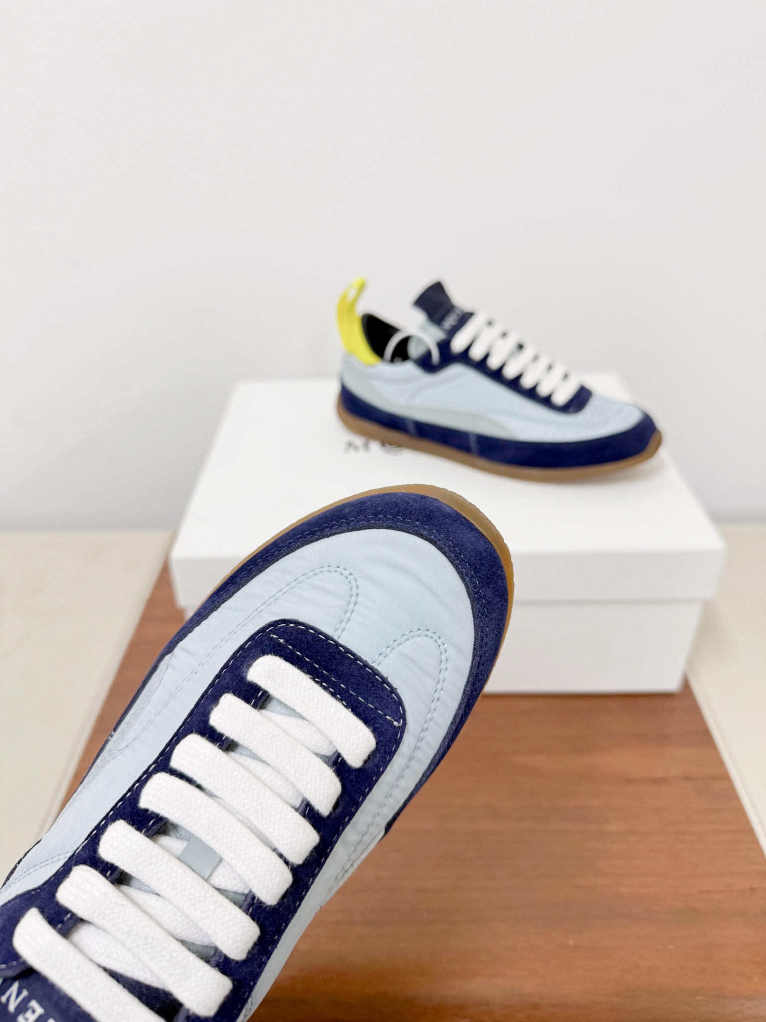 Alexander Mcqueen Male Sneakers Breathable M-l