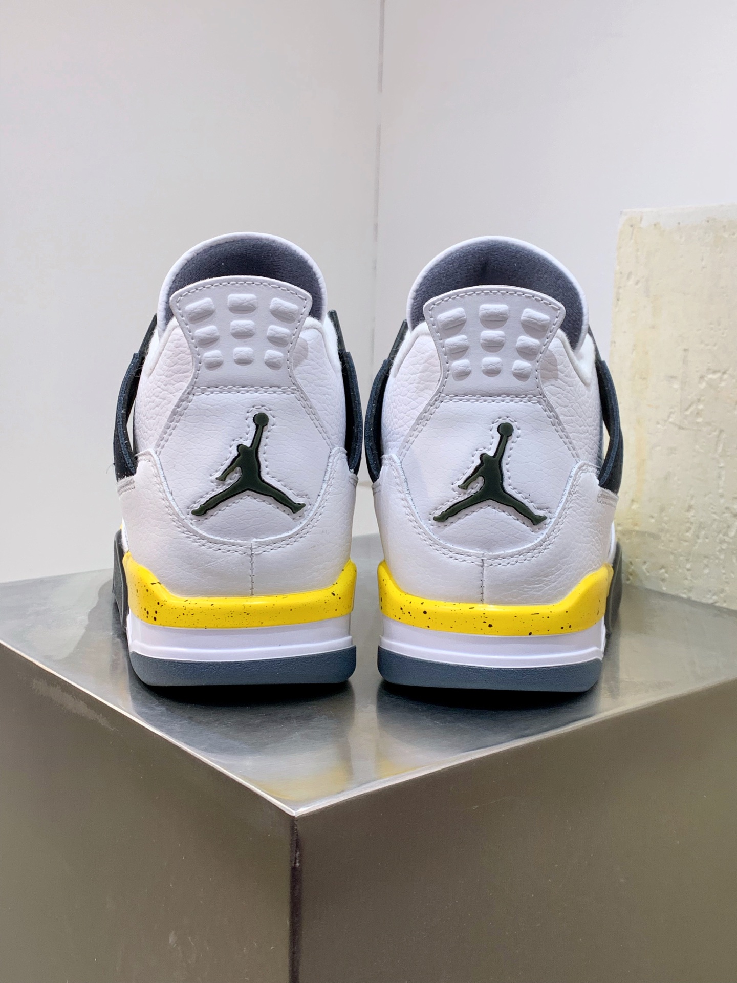 Jordan Nike Basic Shoes S