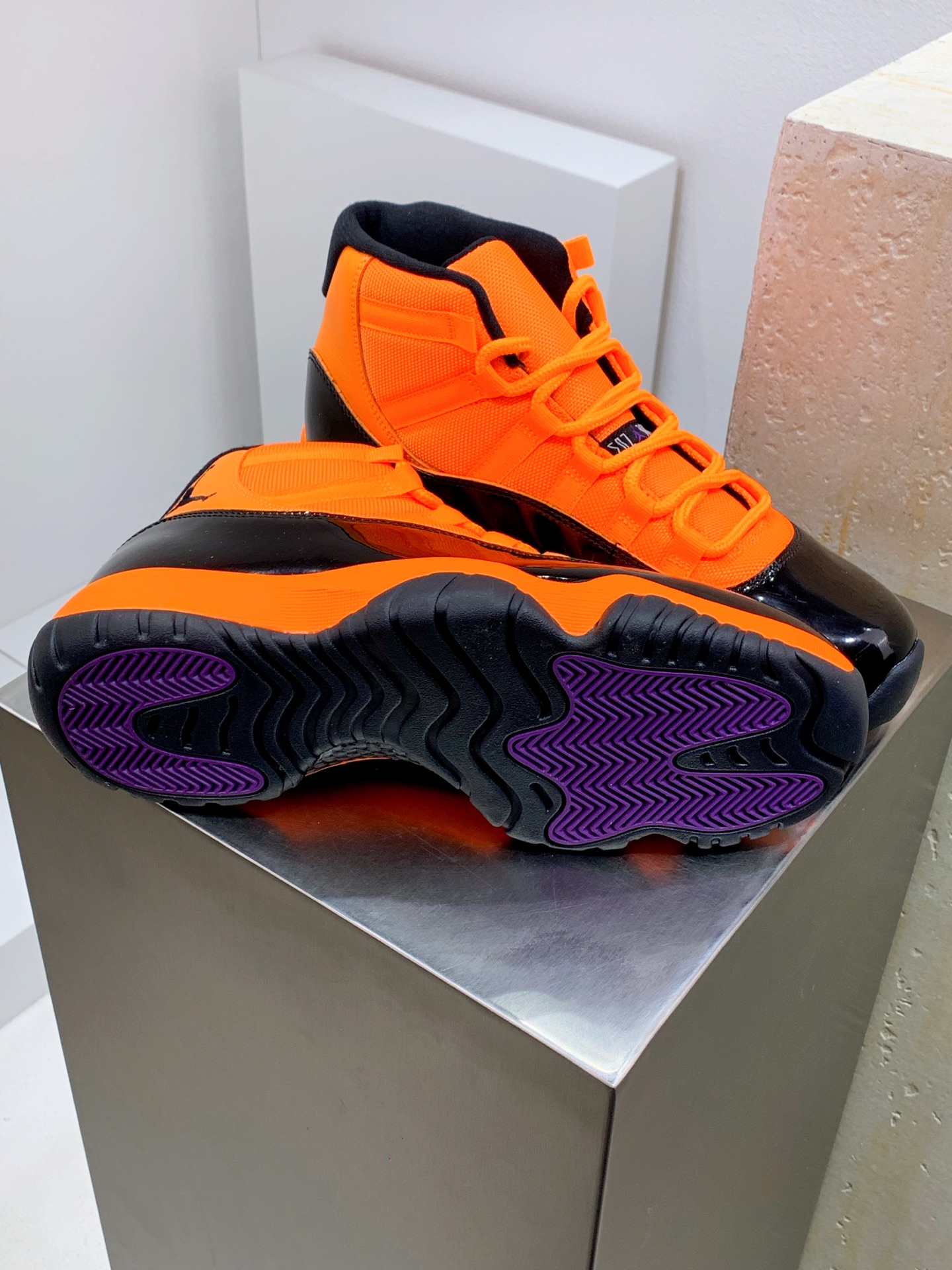 Jordan Nike Basic Shoes S