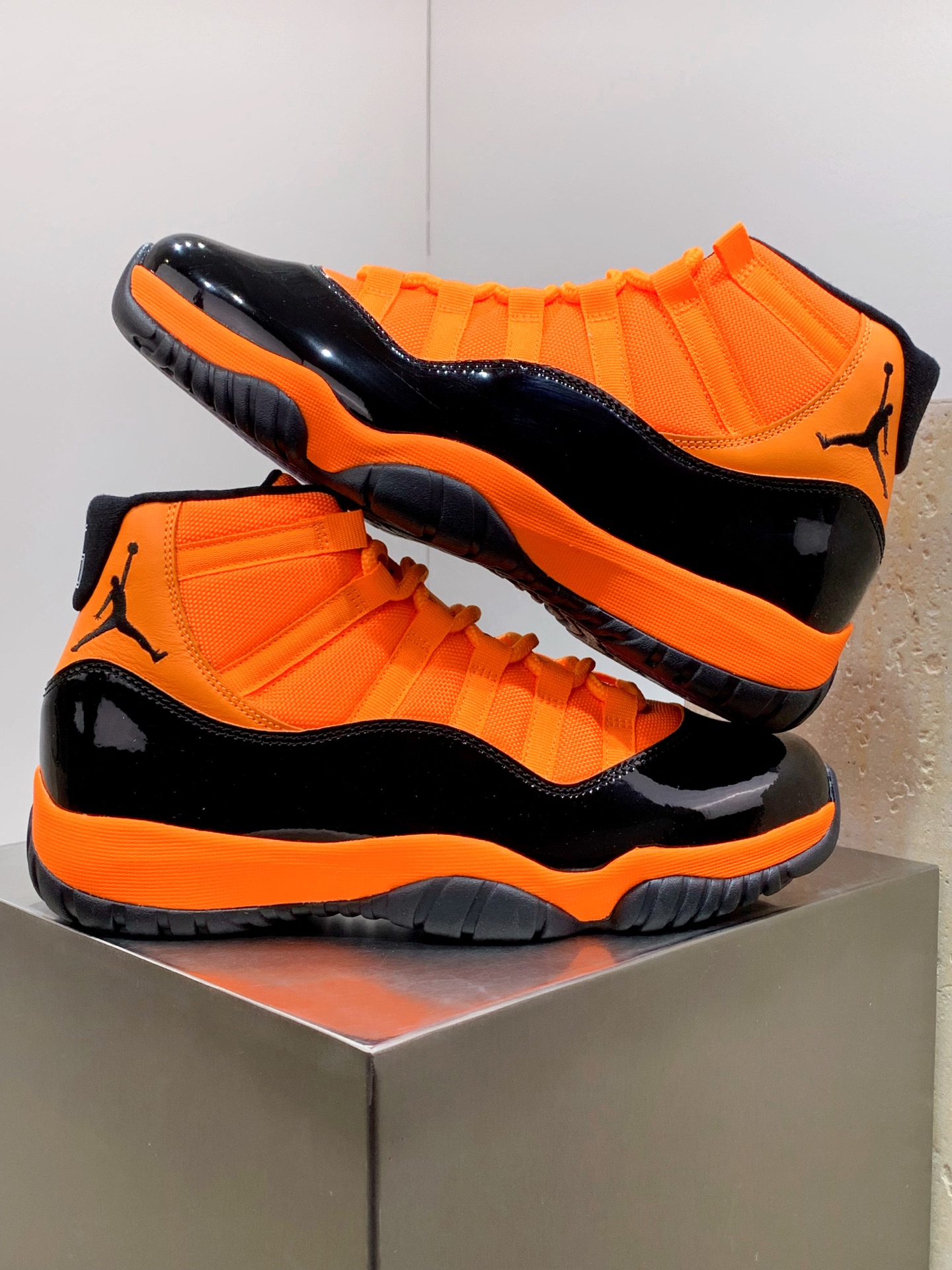 Jordan Nike Basic Shoes S