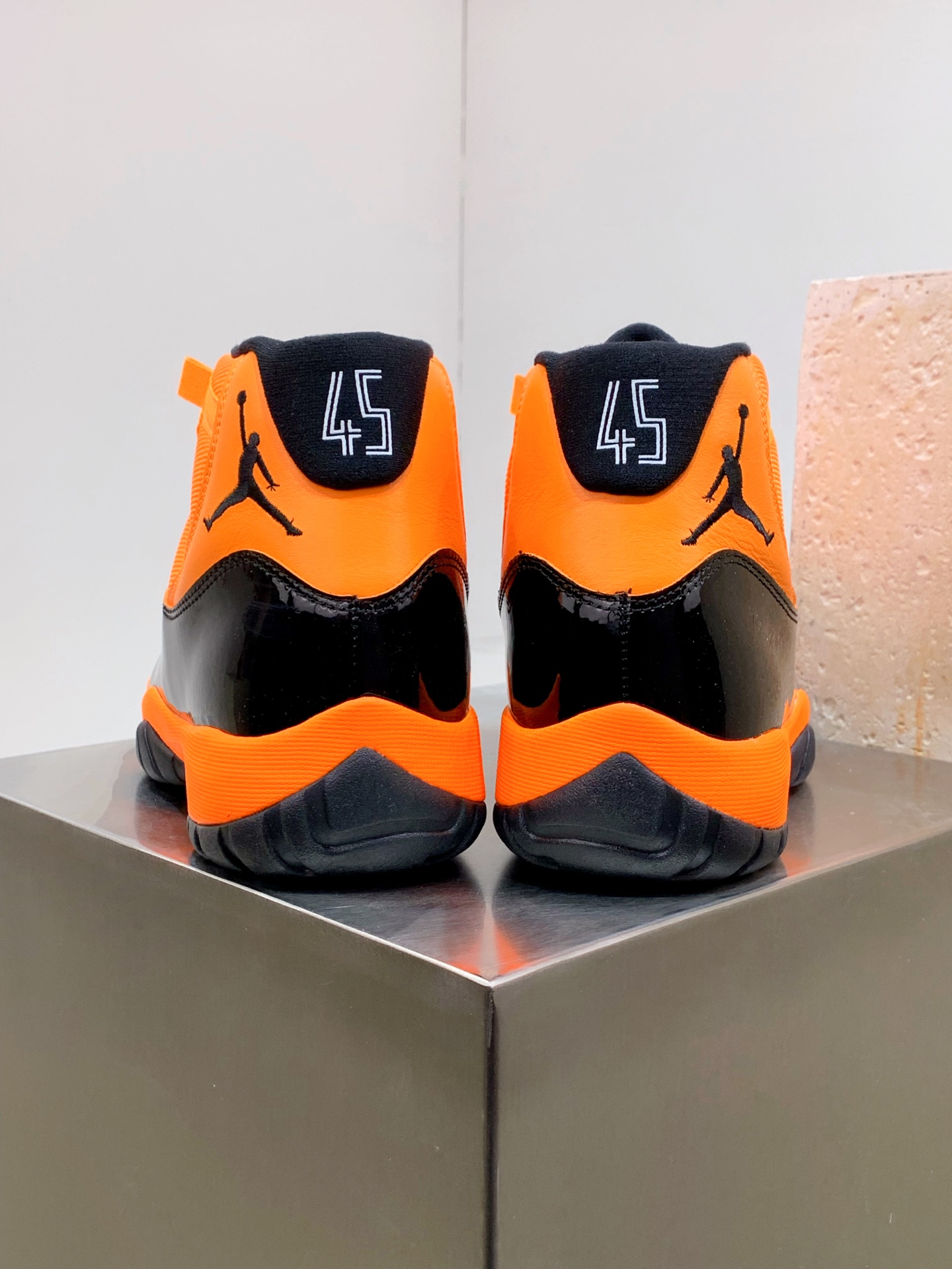 Jordan Nike Basic Shoes S