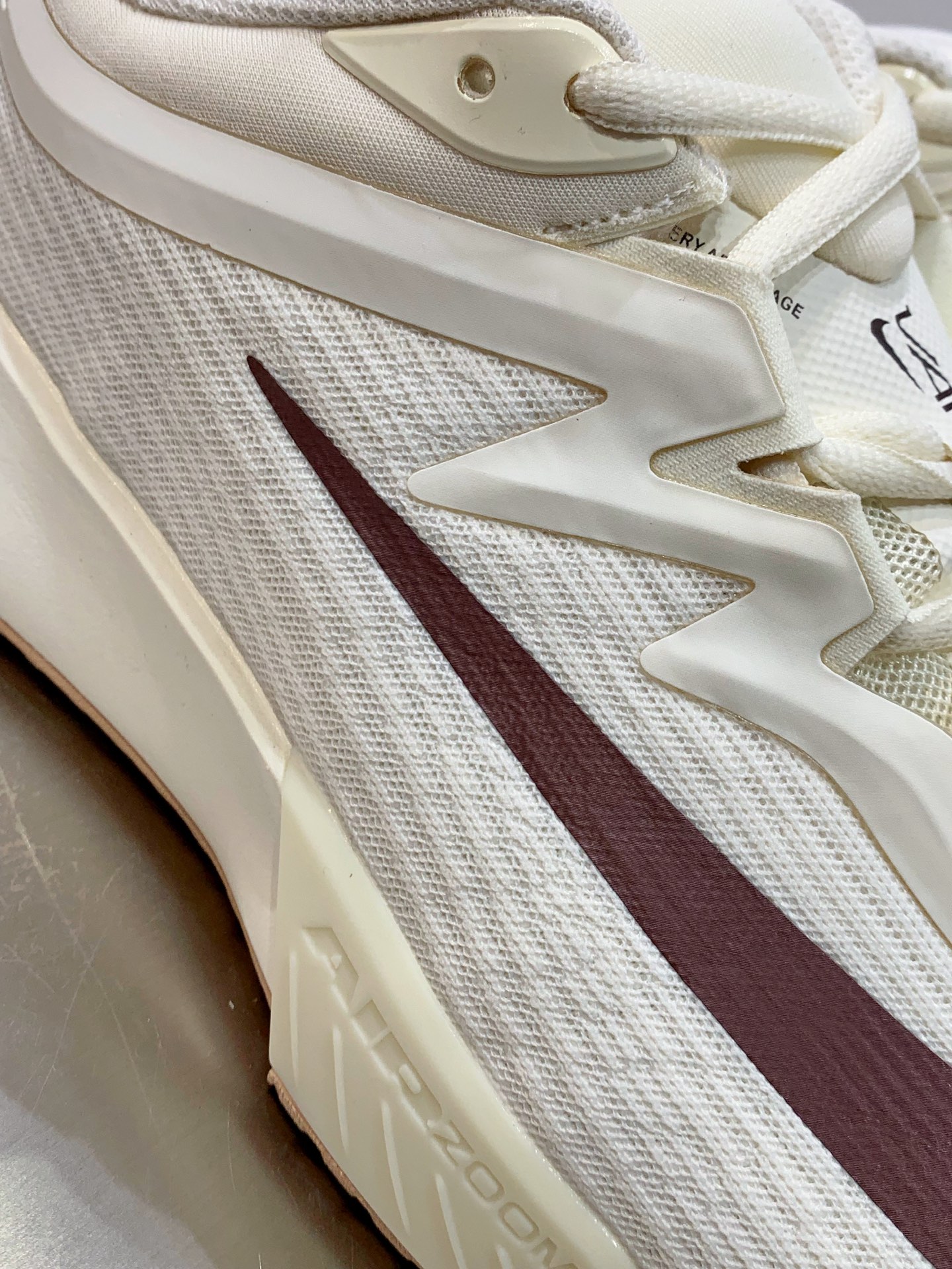 Running Shoes M