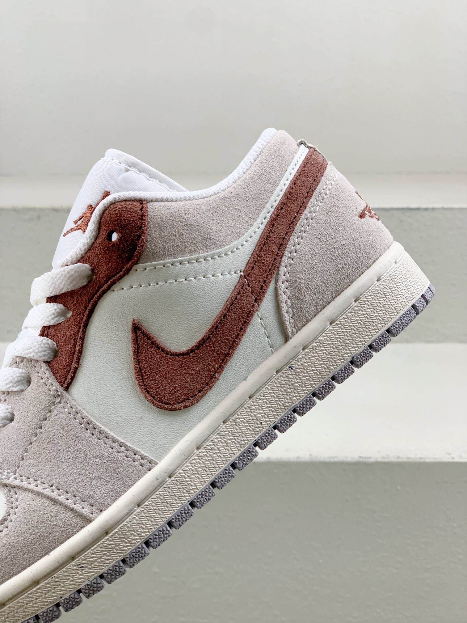 Jordan Nike Basic Shoes M-l