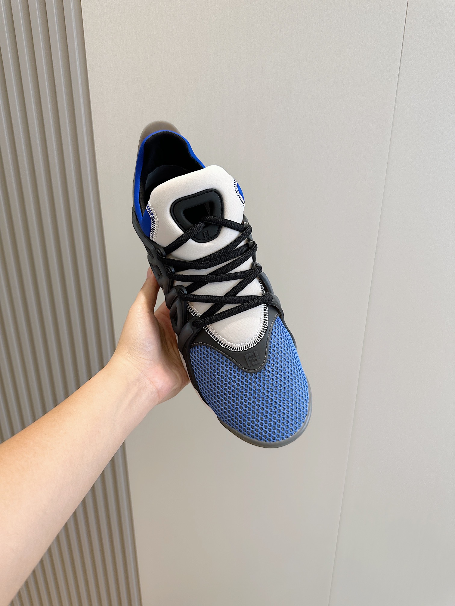 Fendi Male Sneakers White S