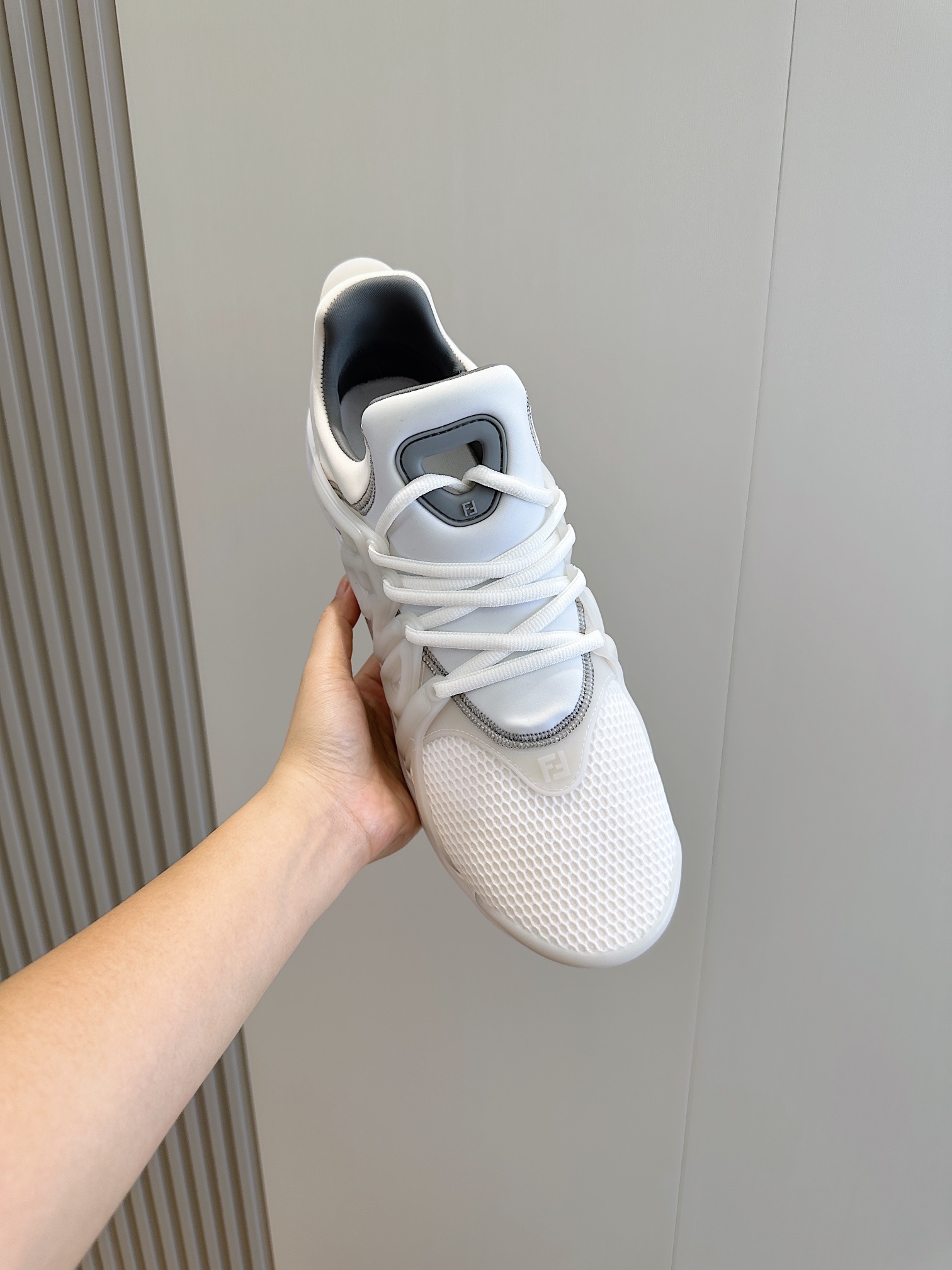 Fendi Male Sneakers White S