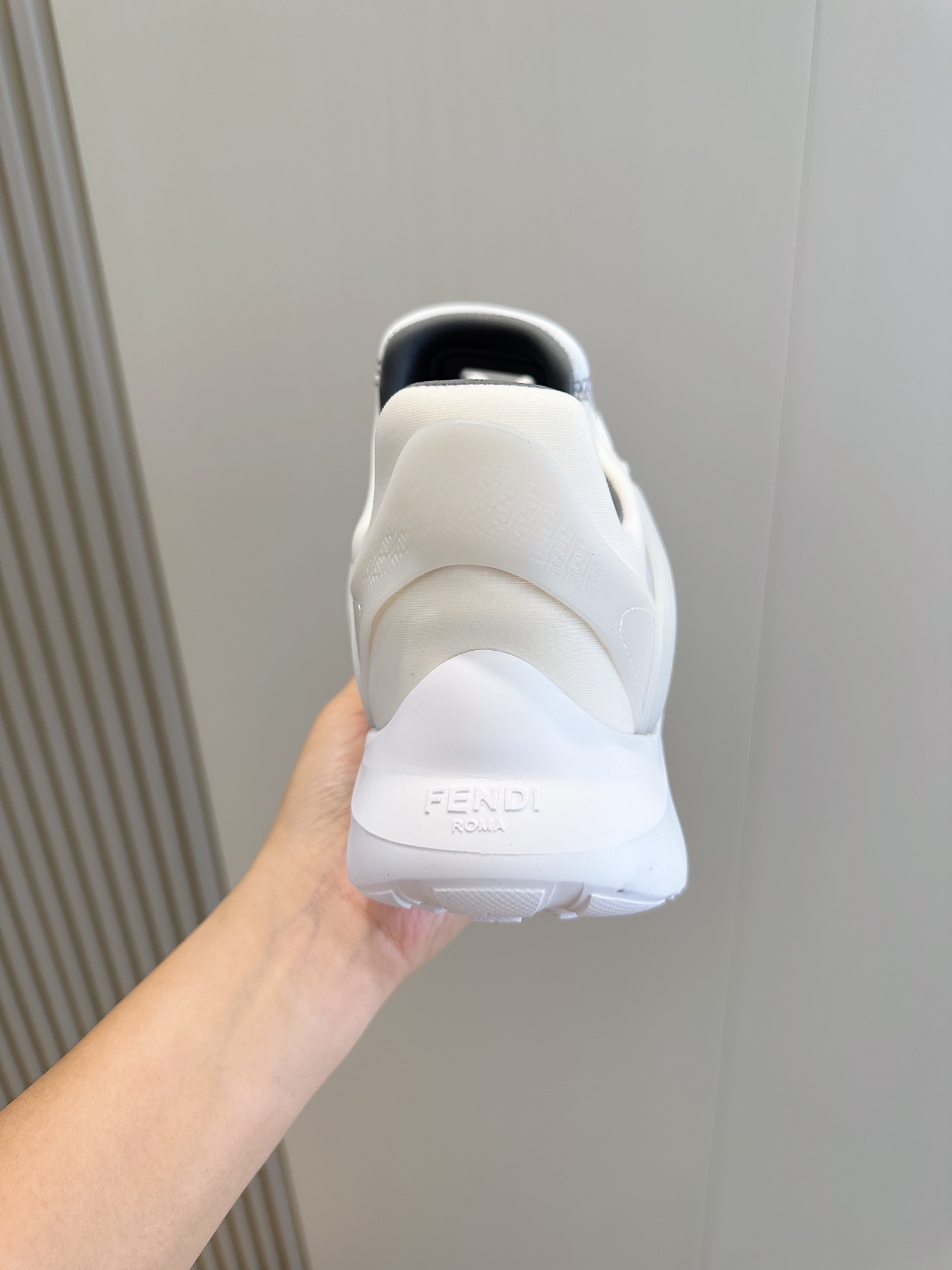 Fendi Male Sneakers White S