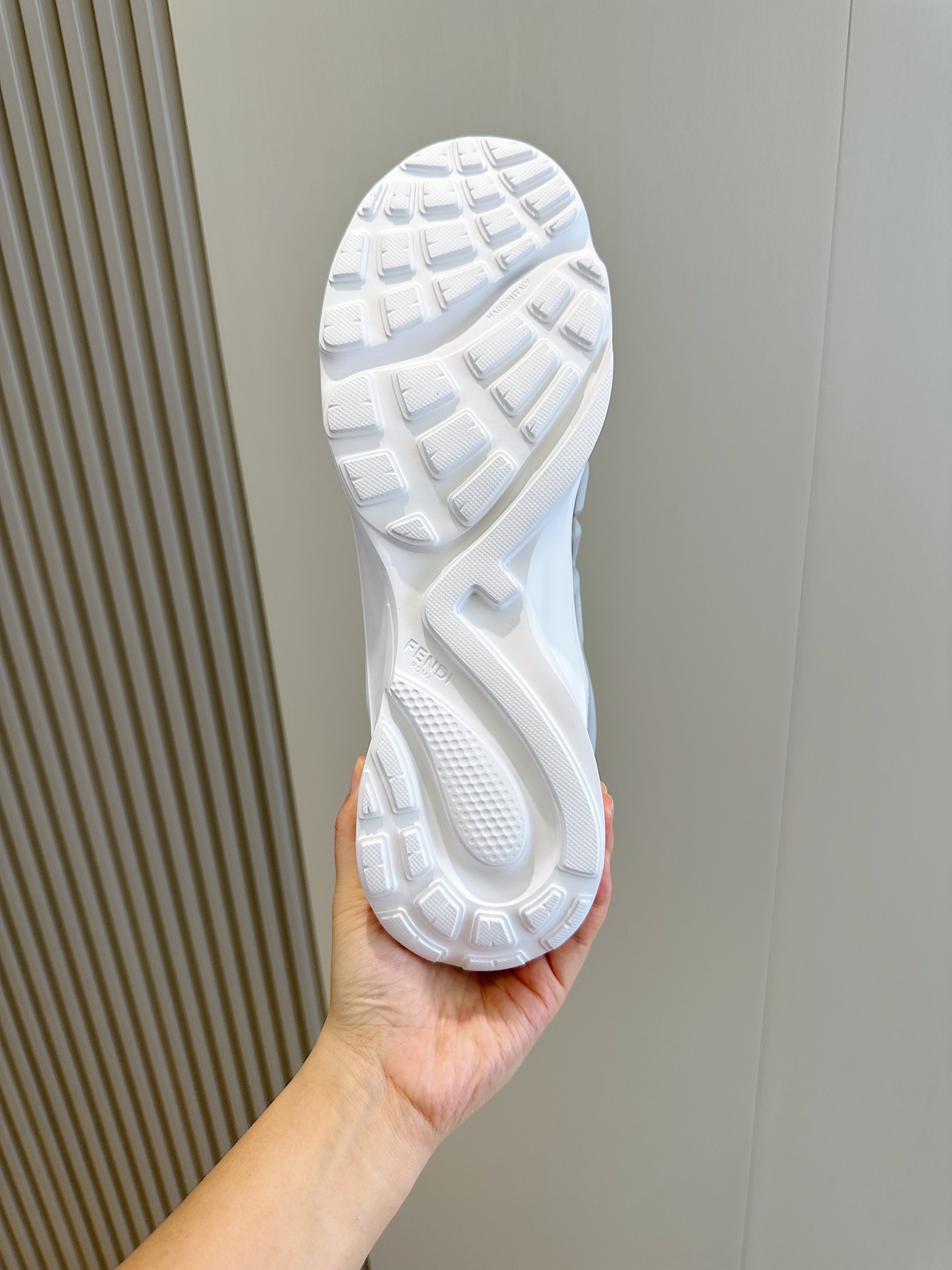 Fendi Male Sneakers White S