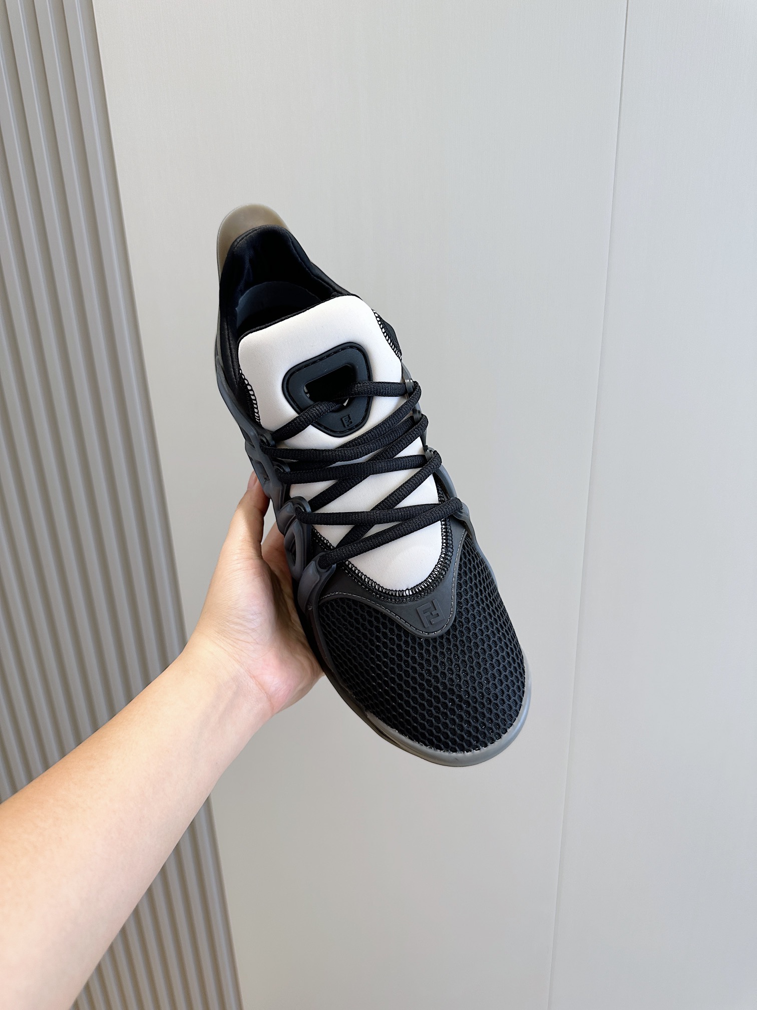 Fendi Male Sneakers White S