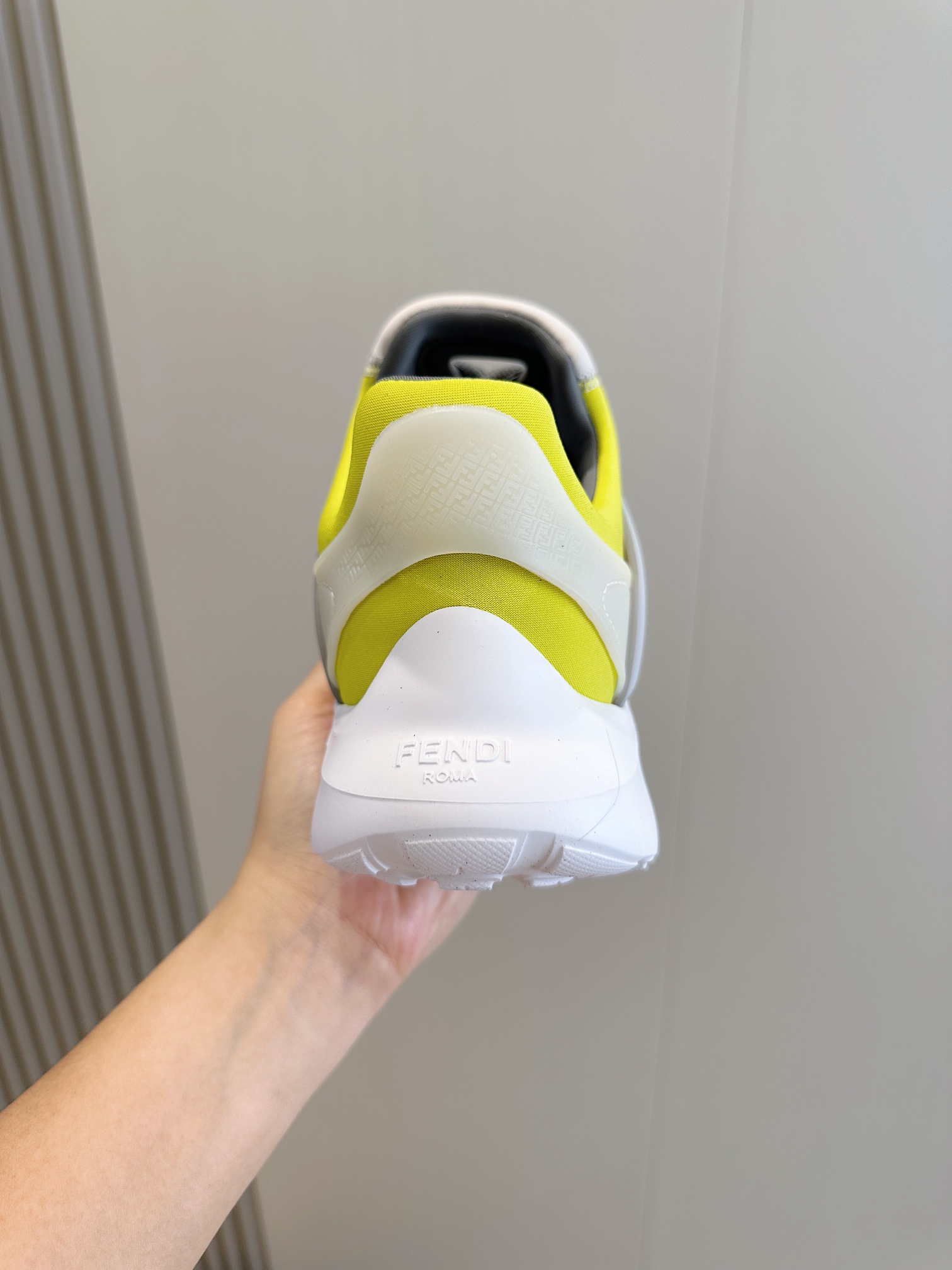 Fendi Male Sneakers White S