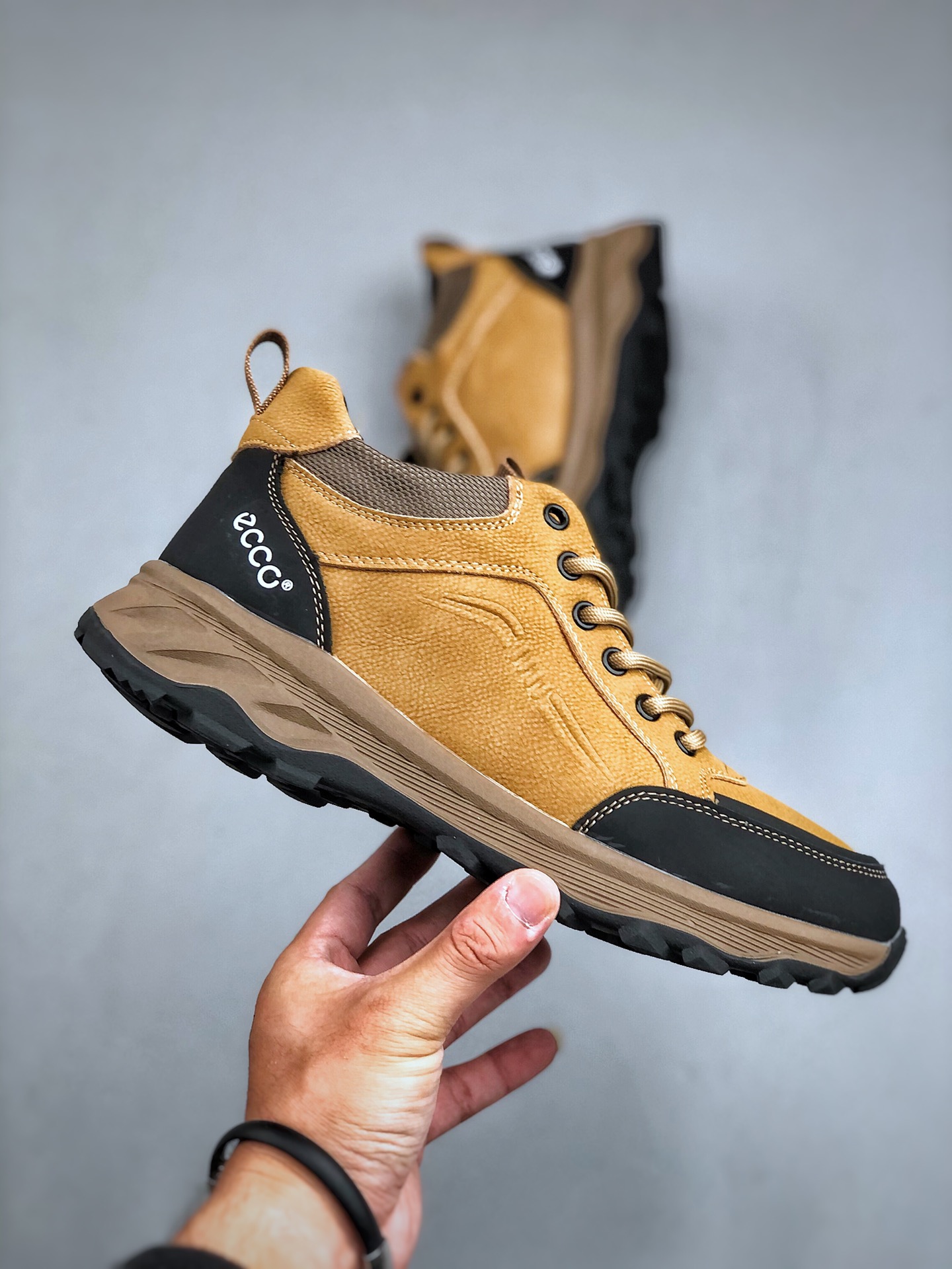 Male Sneakers Breathable