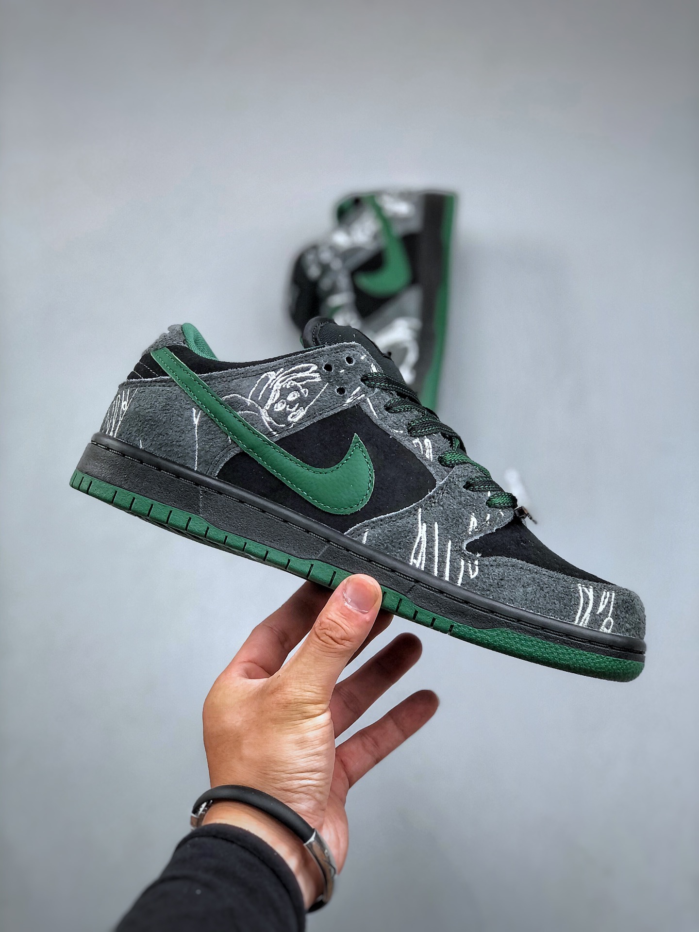 Nike Board Shoes Black L-s