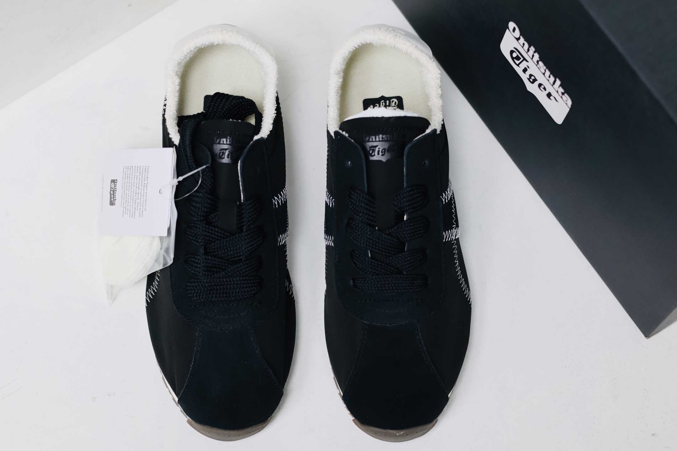 Onitsuka Tiger Basic Shoes S