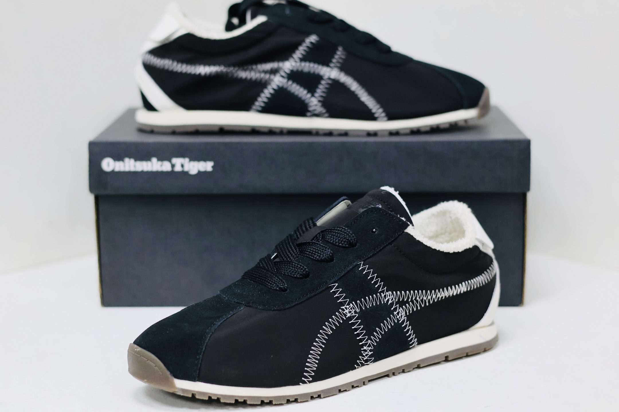 Onitsuka Tiger Basic Shoes S