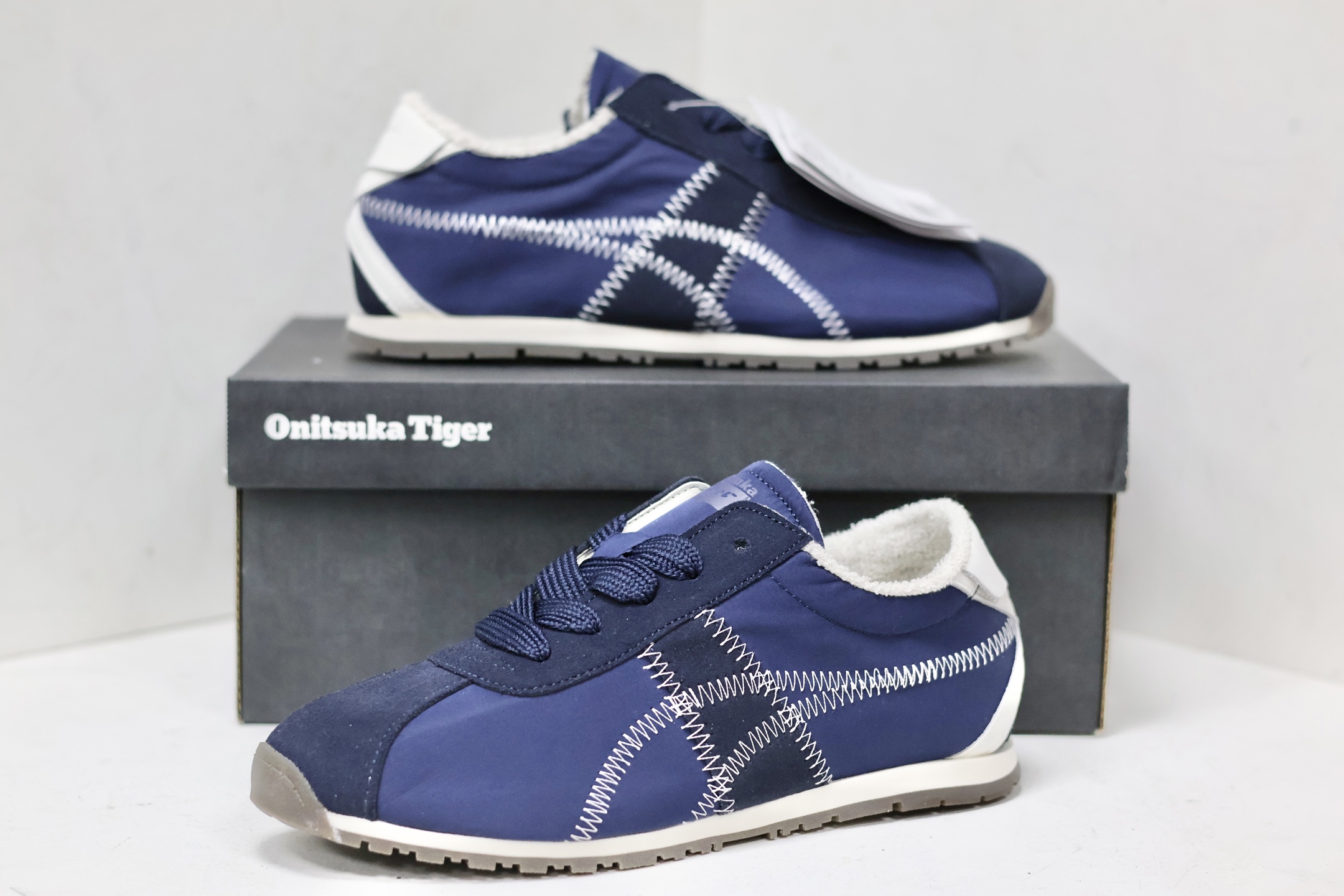 Onitsuka Tiger Basic Shoes S