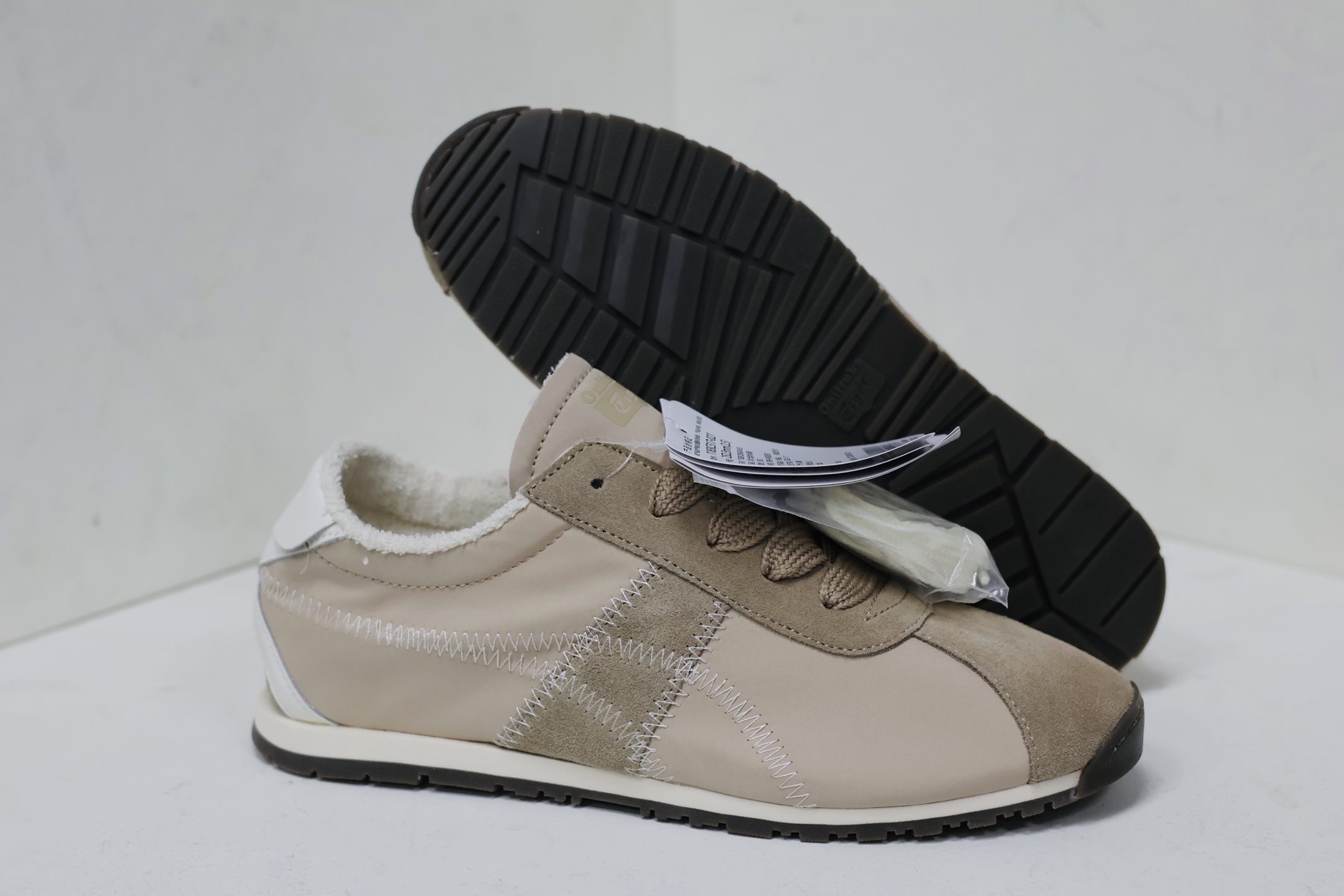 Onitsuka Tiger Basic Shoes S