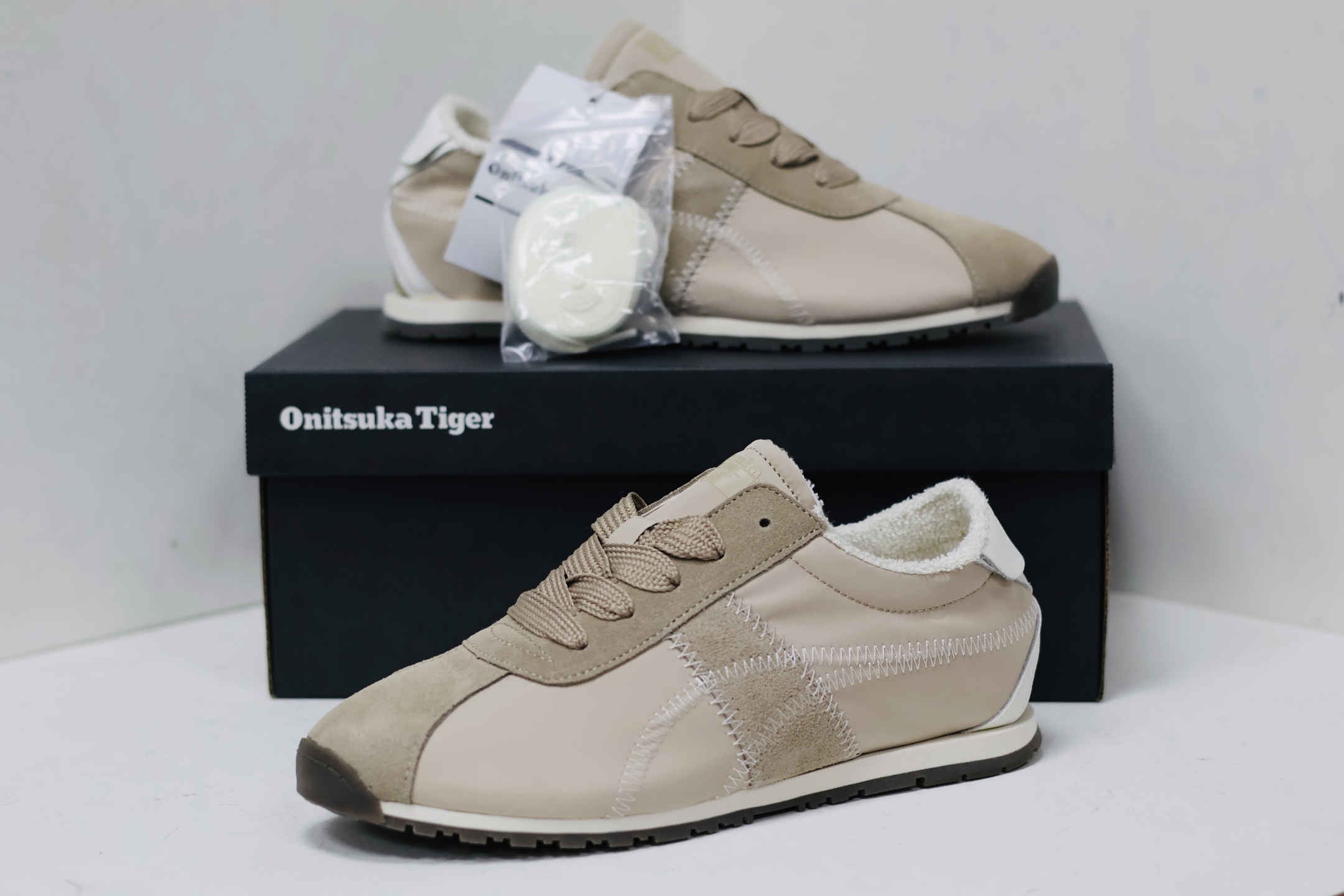 Onitsuka Tiger Basic Shoes S