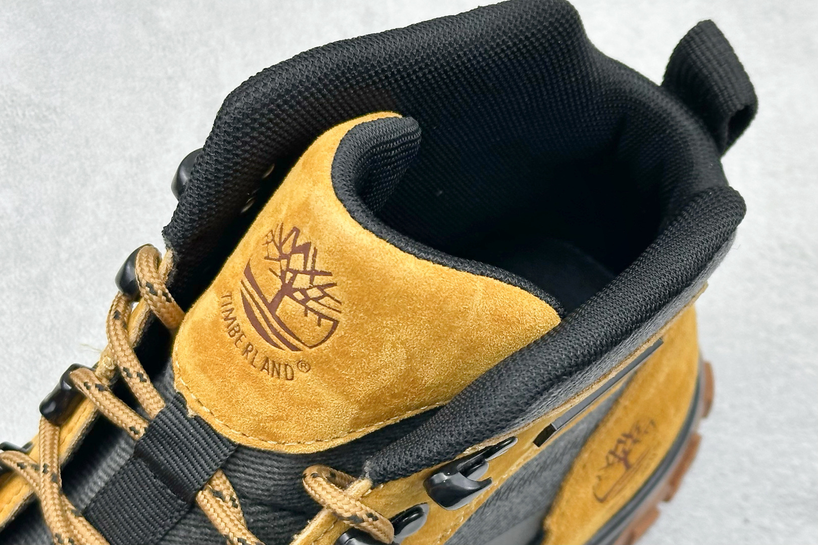 Dr. Martens Timberland Male Boots Real Leather M-l