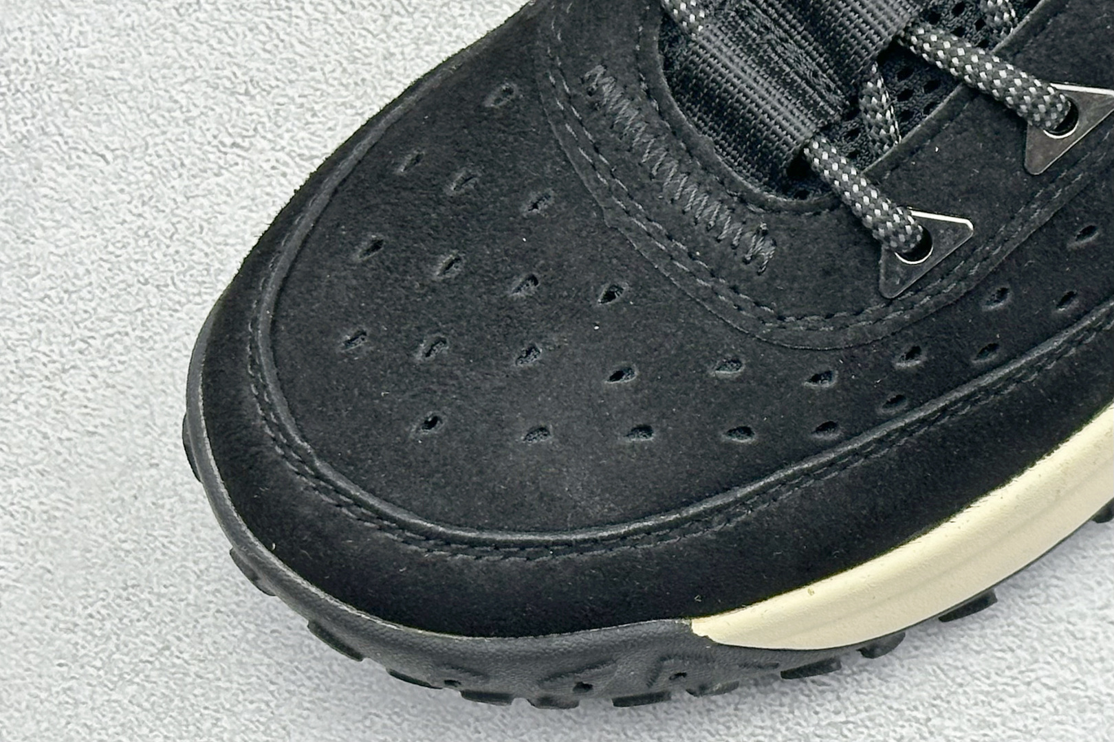 Dr. Martens Timberland Male Boots Real Leather M-l