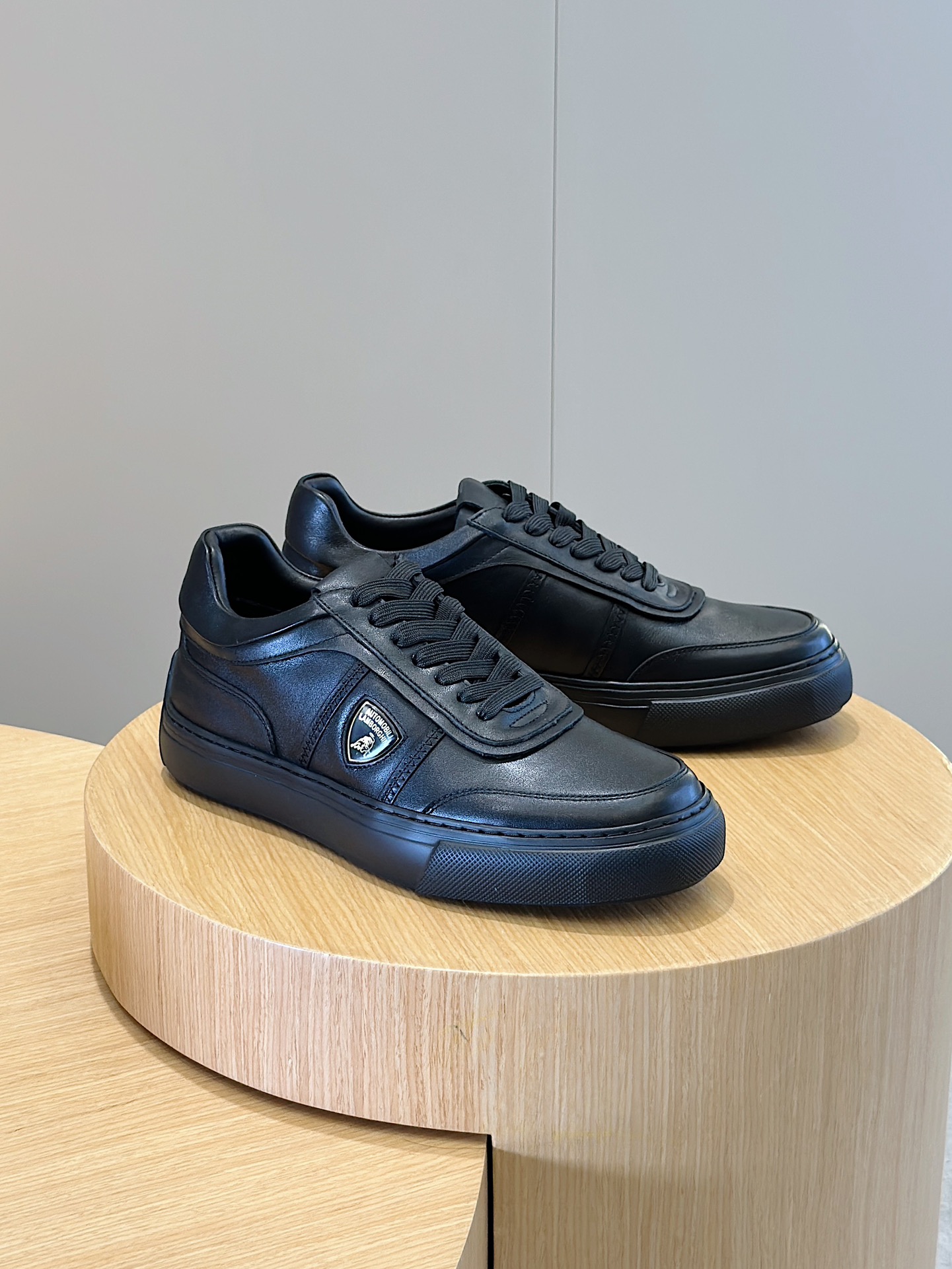 Basic Shoes M-l-s