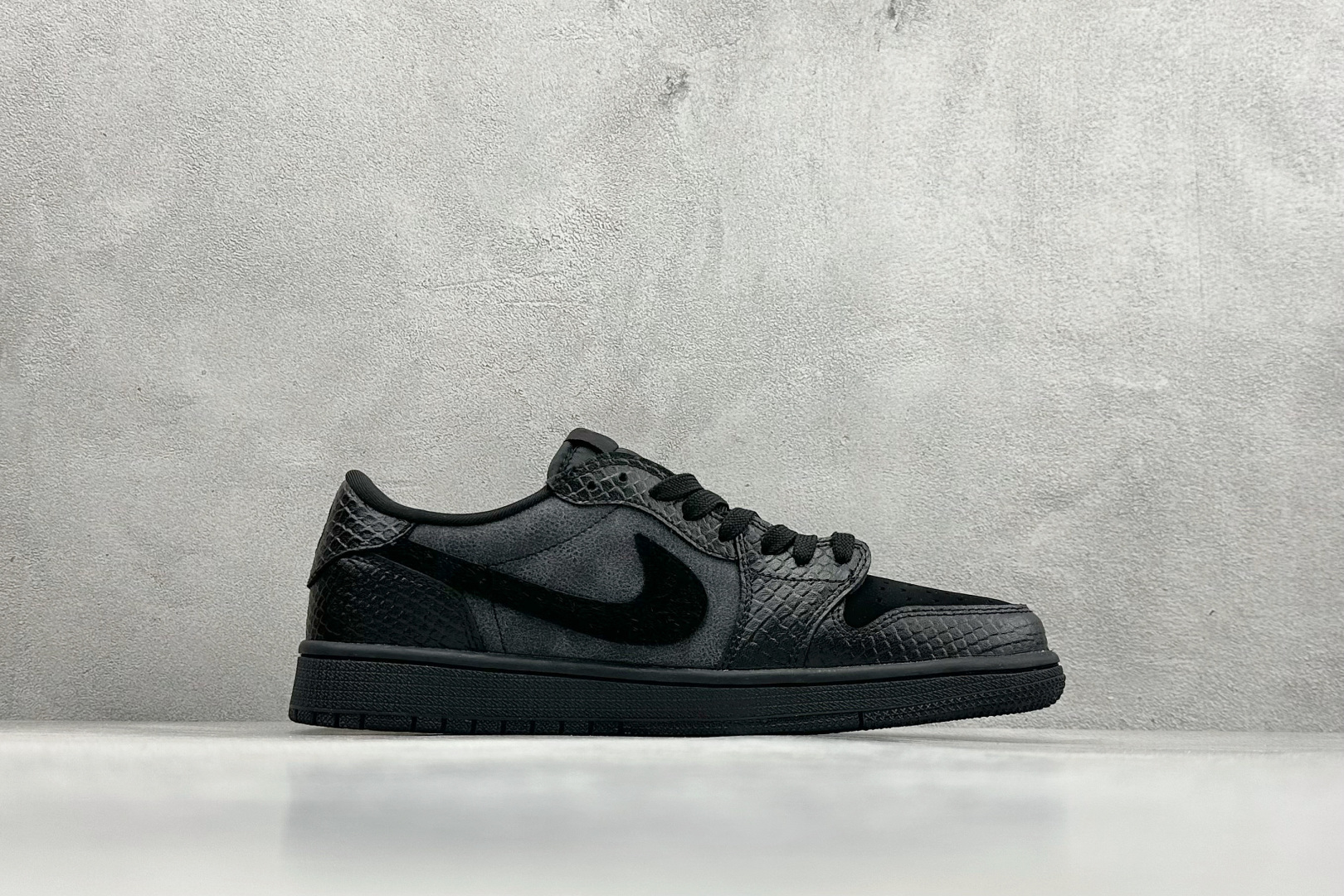 Jordan Board Shoes L-s