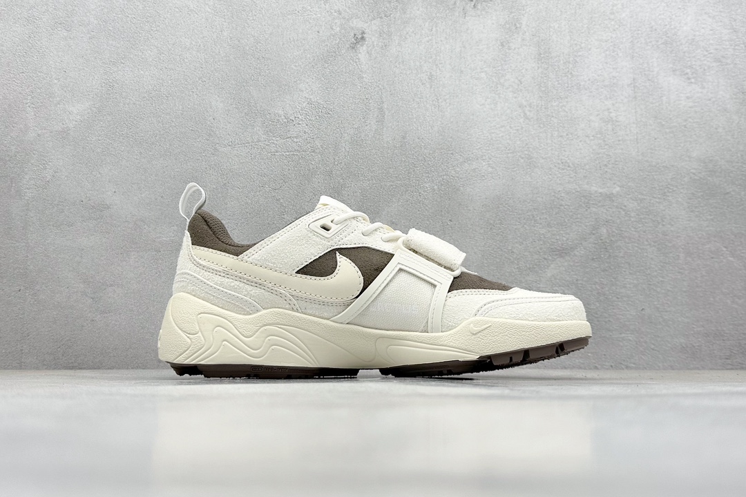 Nike Sneakers White L-s