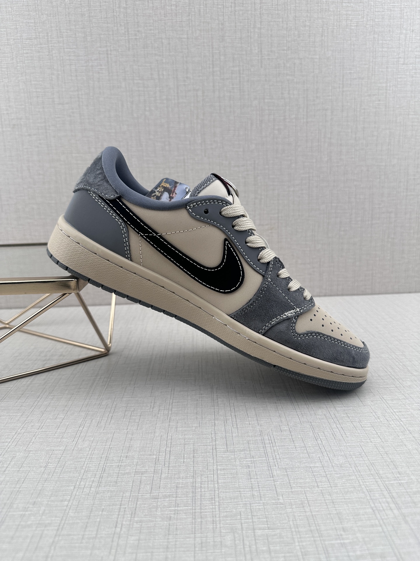 Jordan Nike Basic Shoes L-s