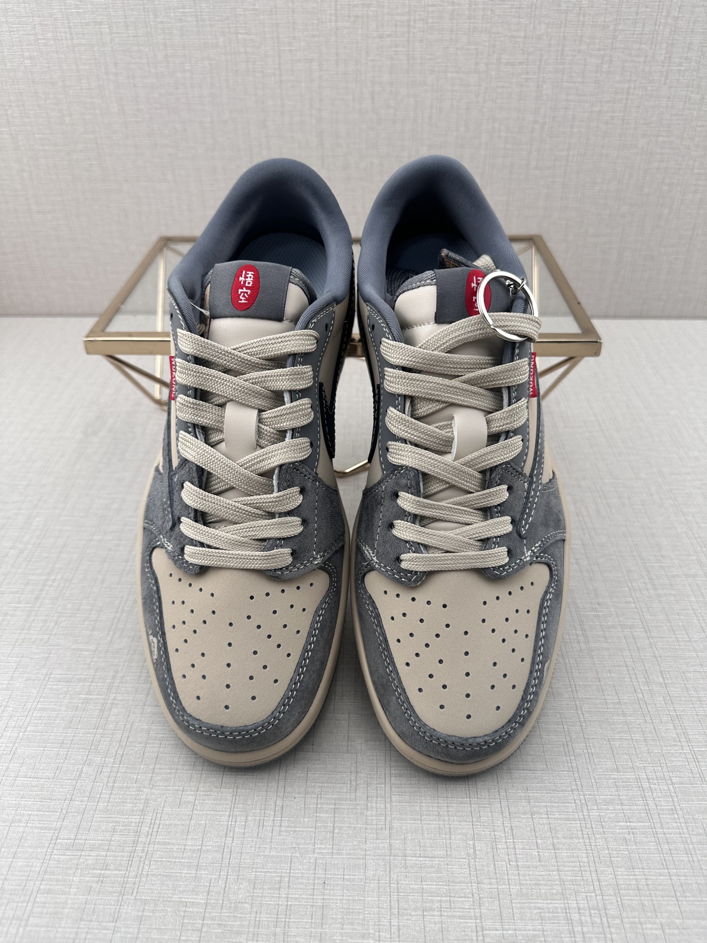 Jordan Nike Basic Shoes L-s