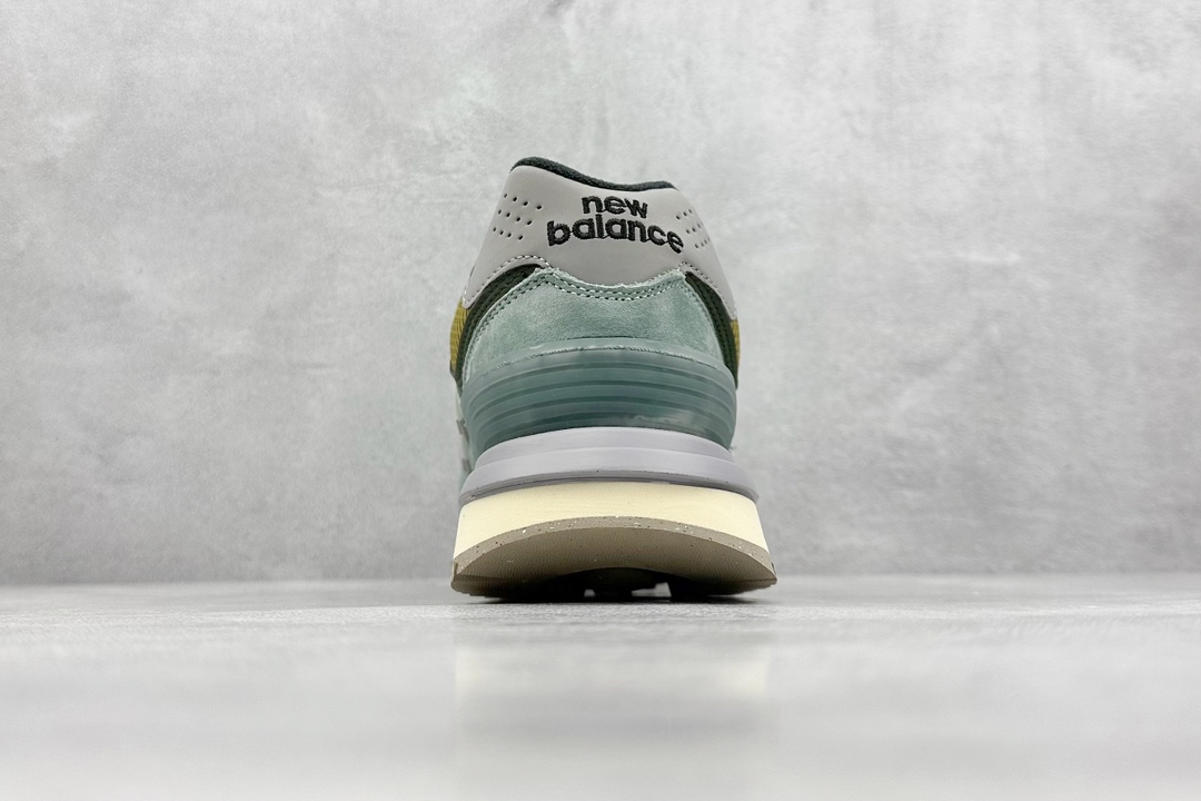 Running Shoes L-s