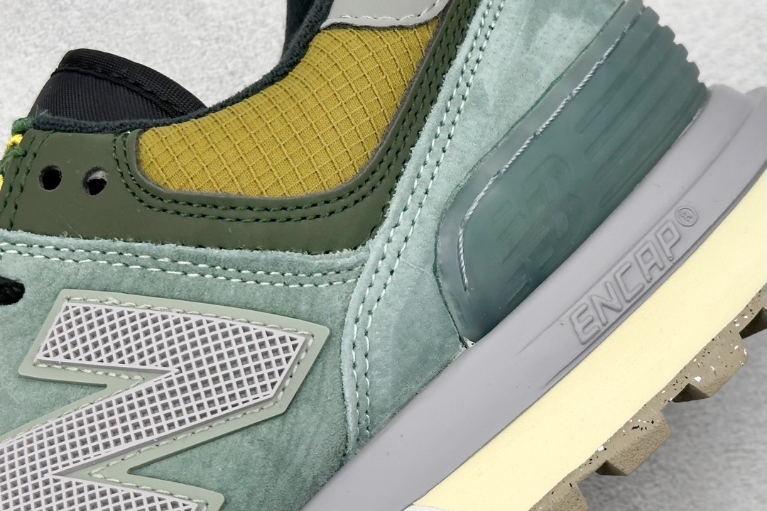Running Shoes L-s