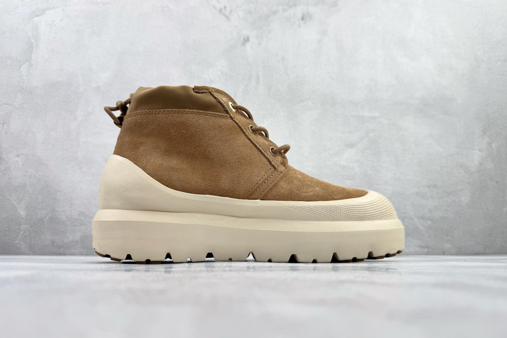 Ugg Basic Shoes White M-l