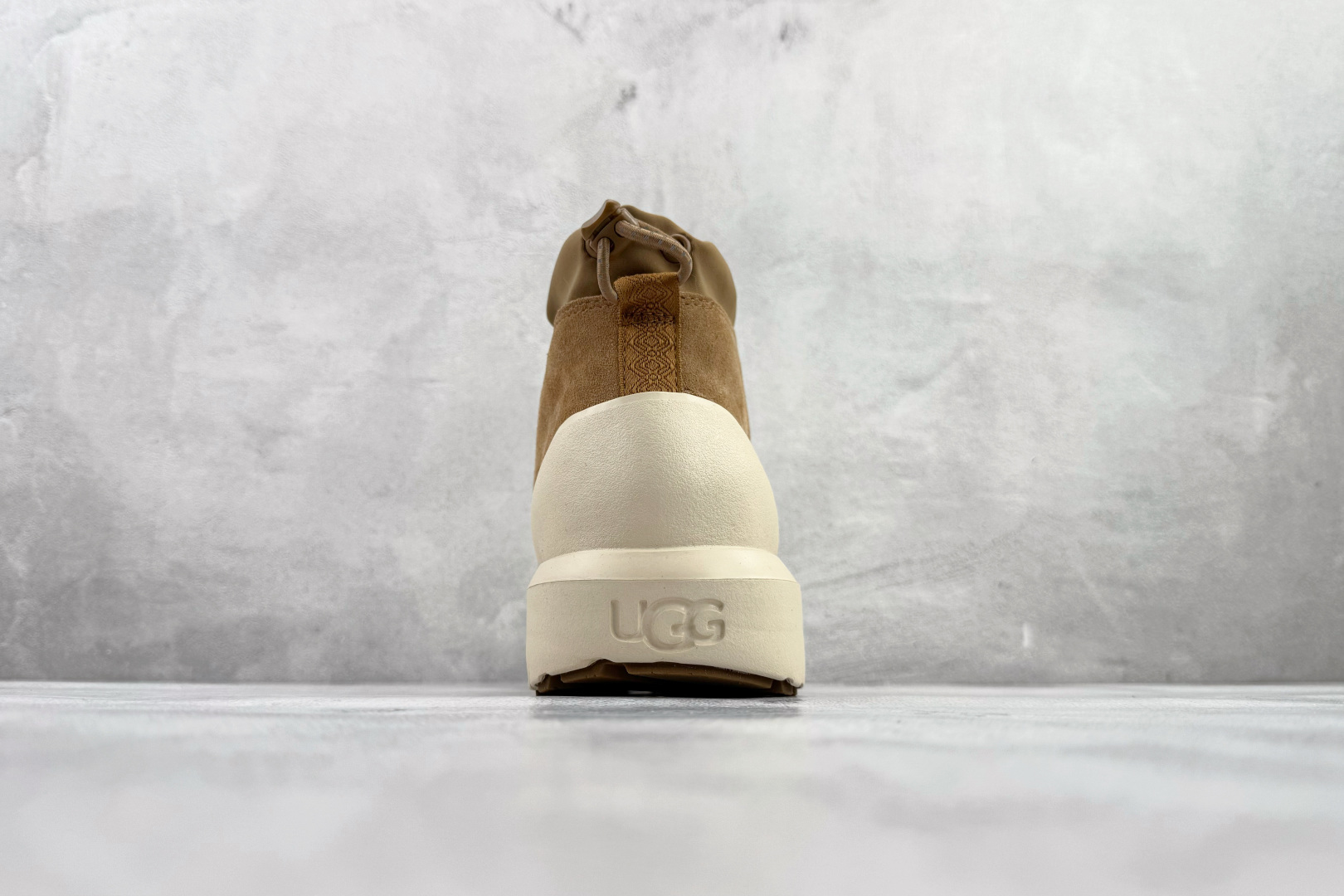 Ugg Basic Shoes White M-l