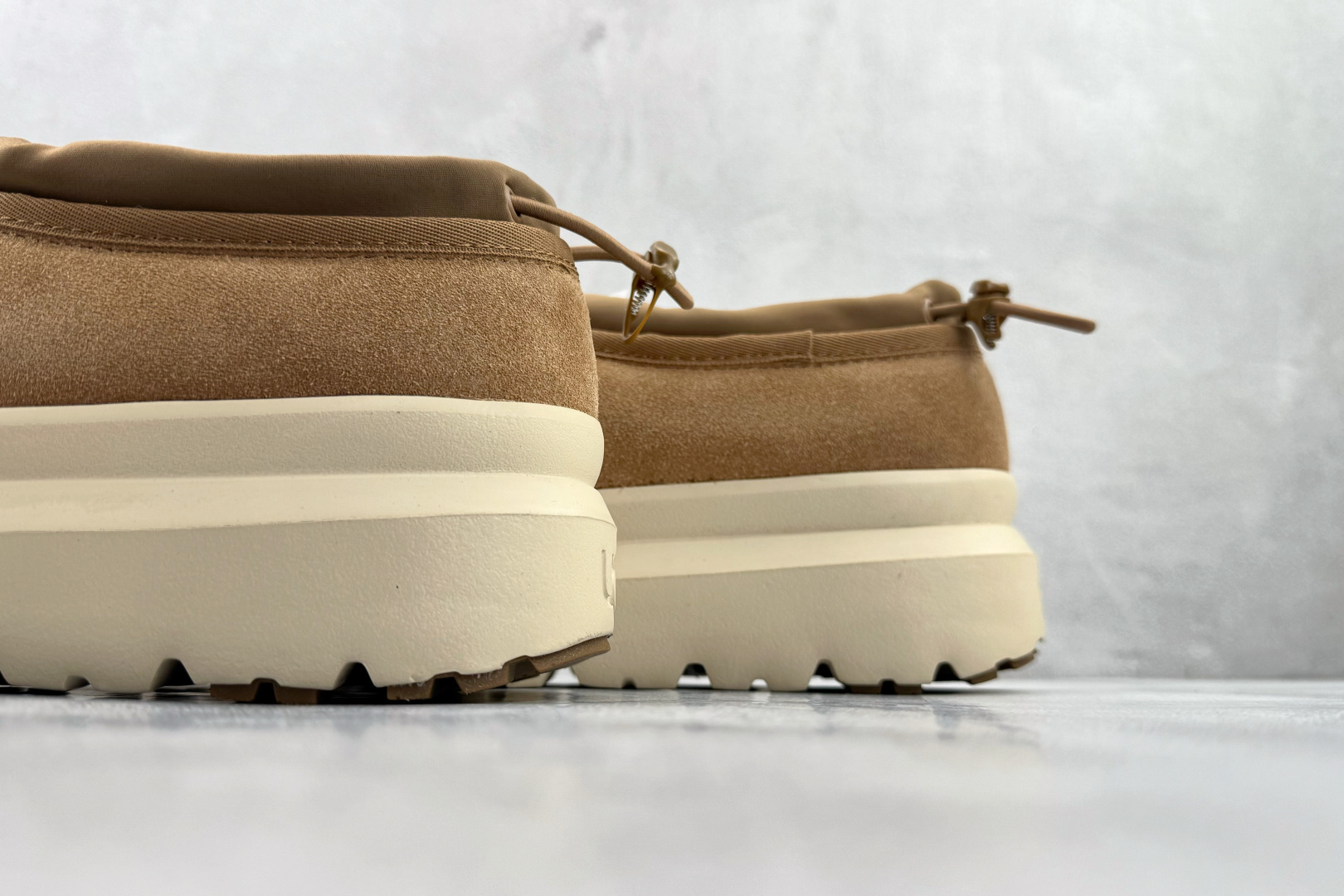Ugg Basic Shoes