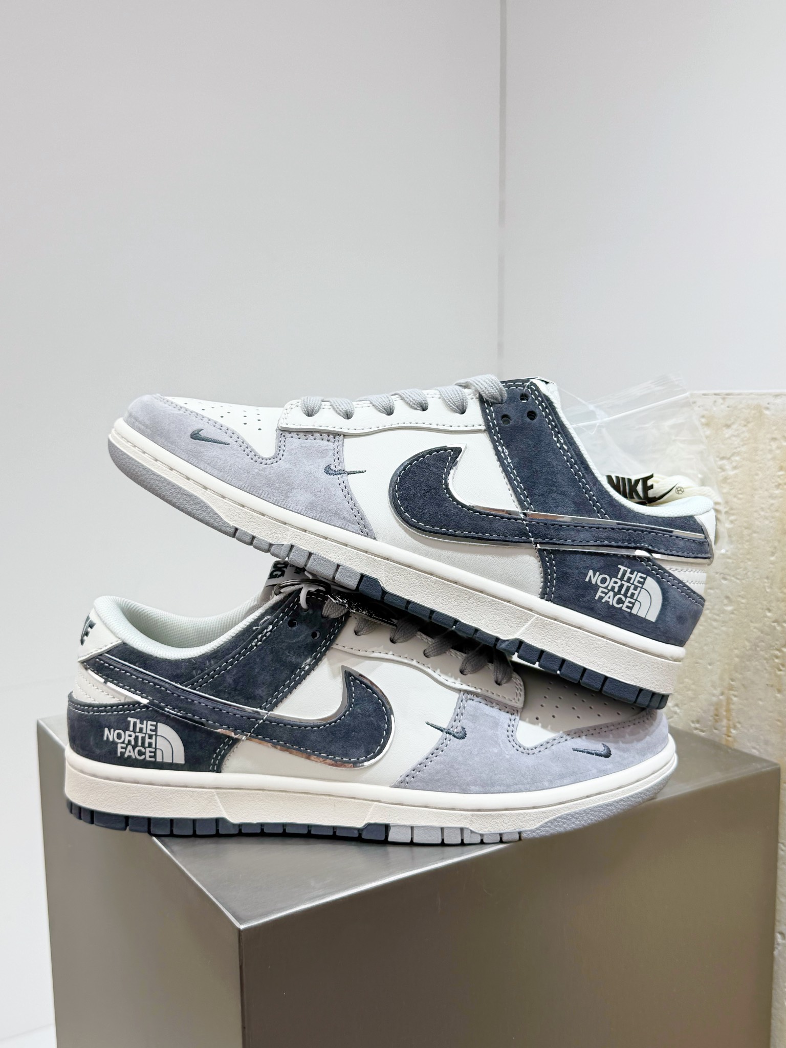 Dolce Gabbana Nike The North Face Male Board Shoes M-l-s