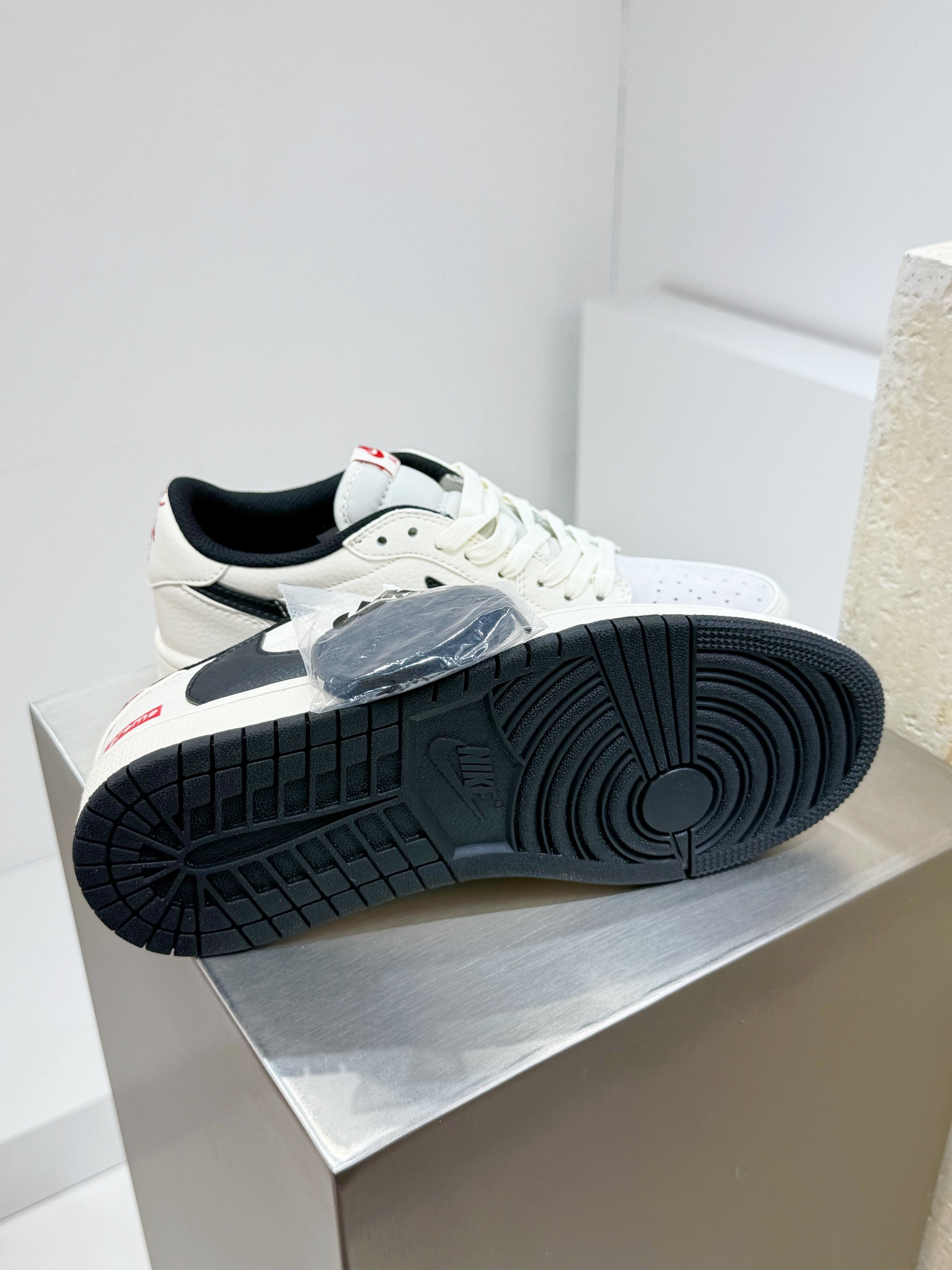 Jordan Nike Supreme Male Basic Shoes M-l-s