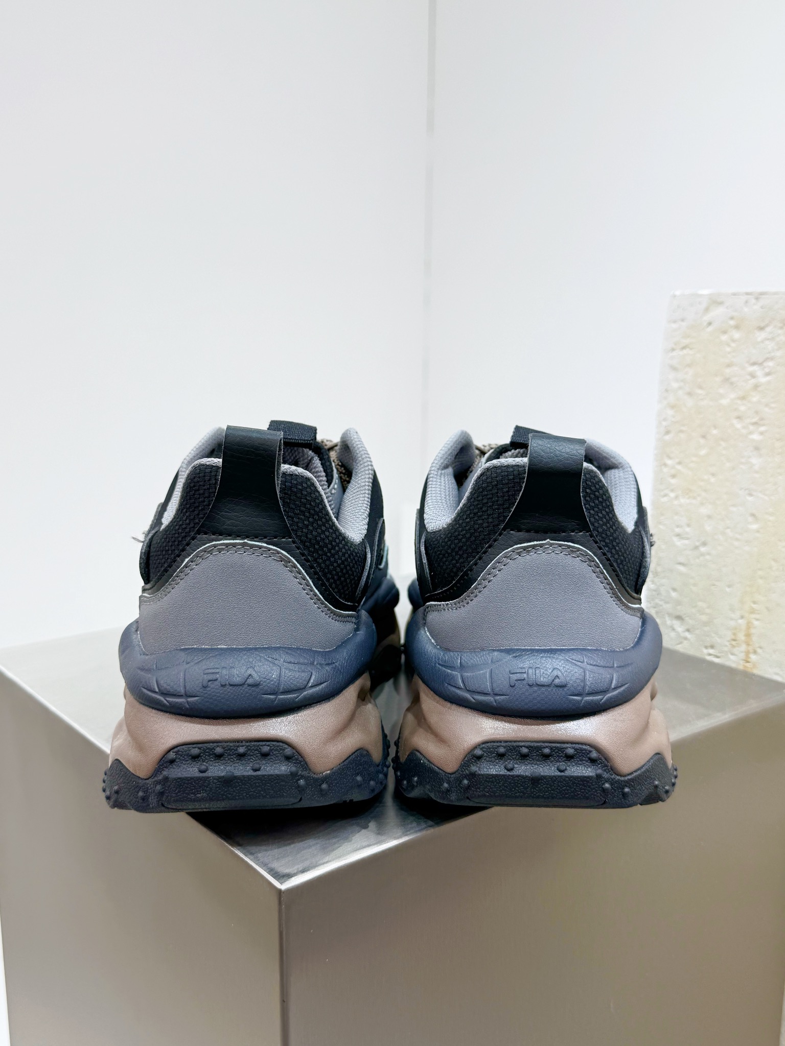 Male Running Shoes Mesh Breathable M-l-s