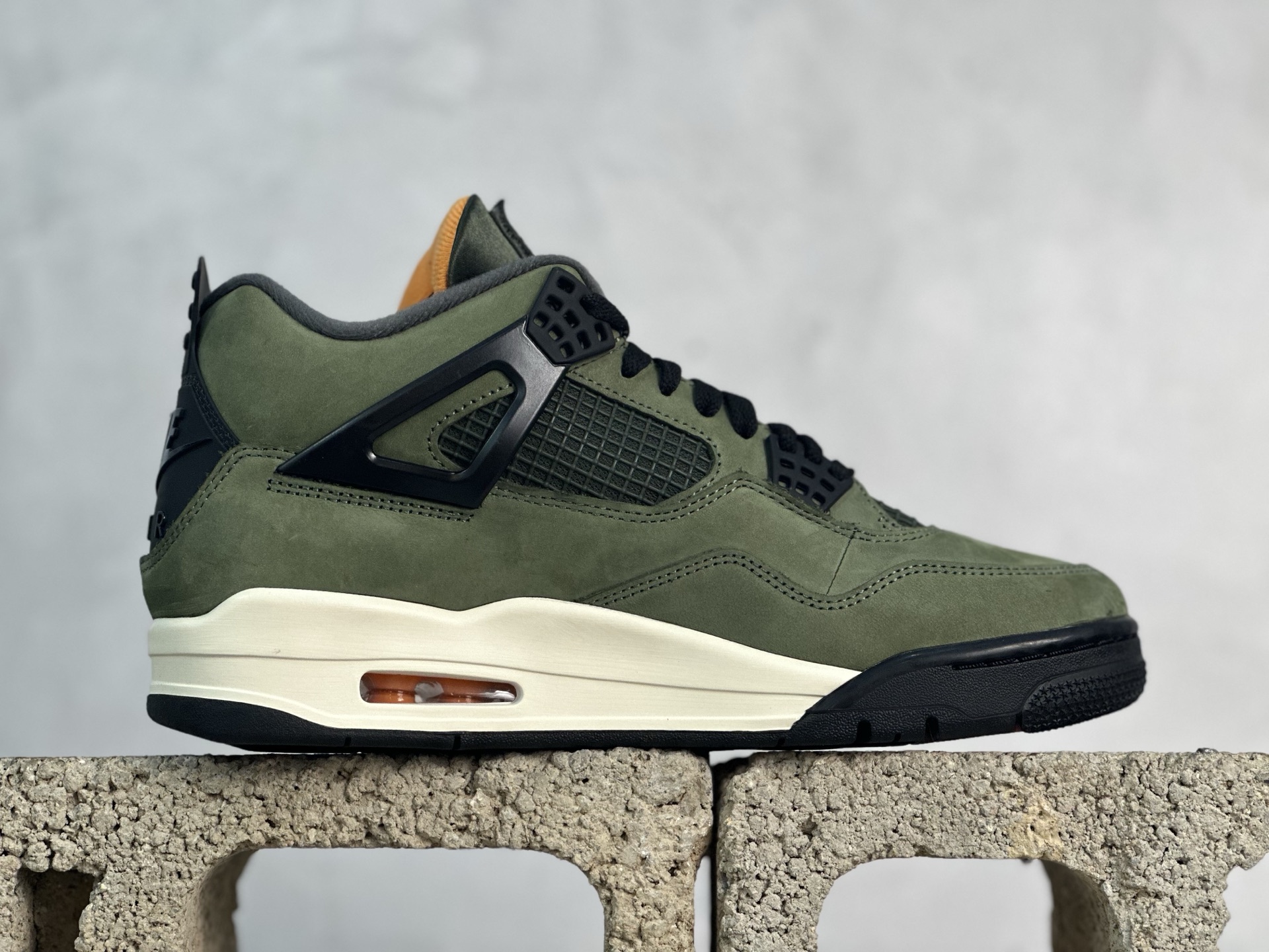 Jordan Nike Basic Shoes S