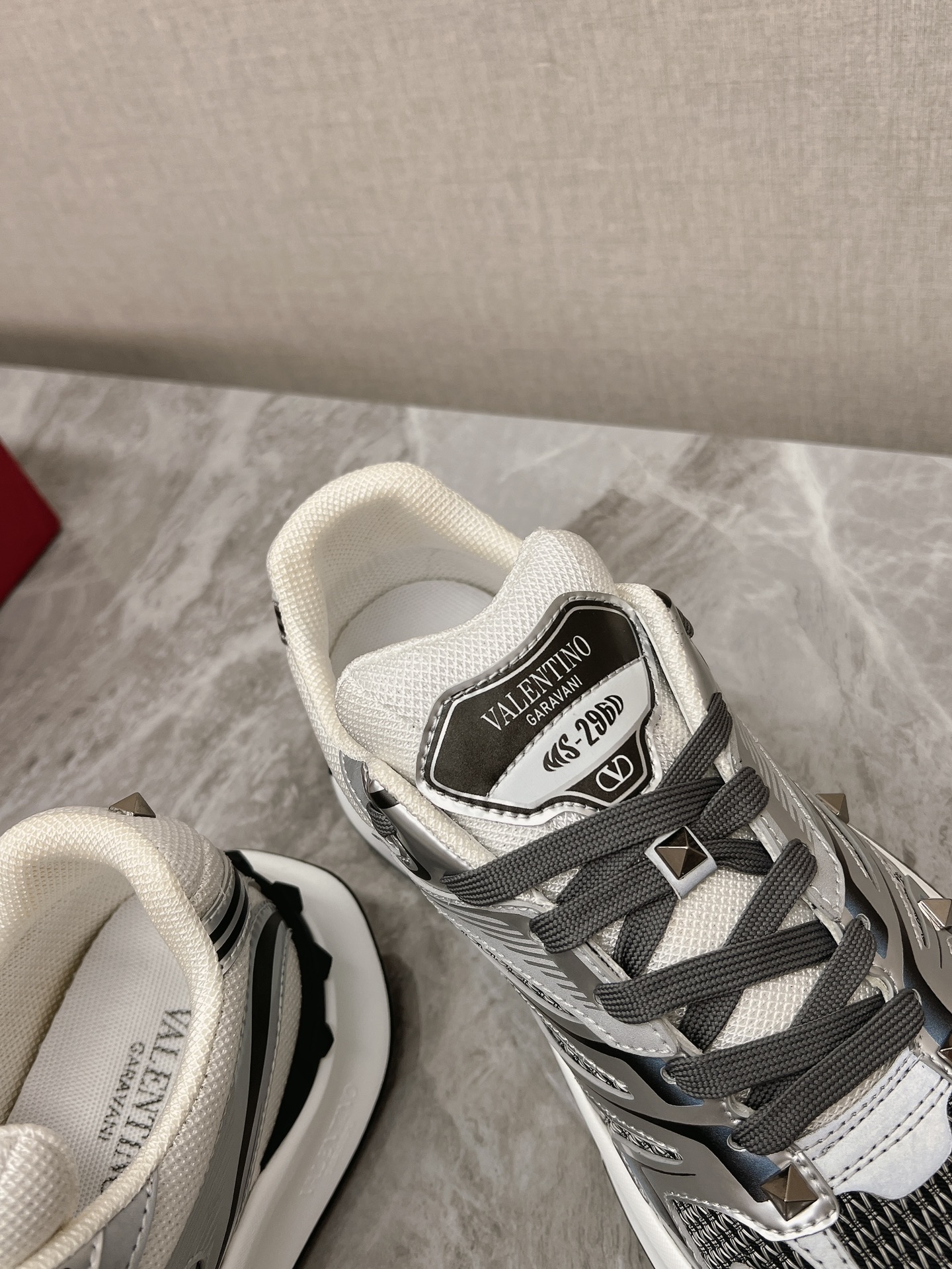 Valentino Male Sneakers 45-l