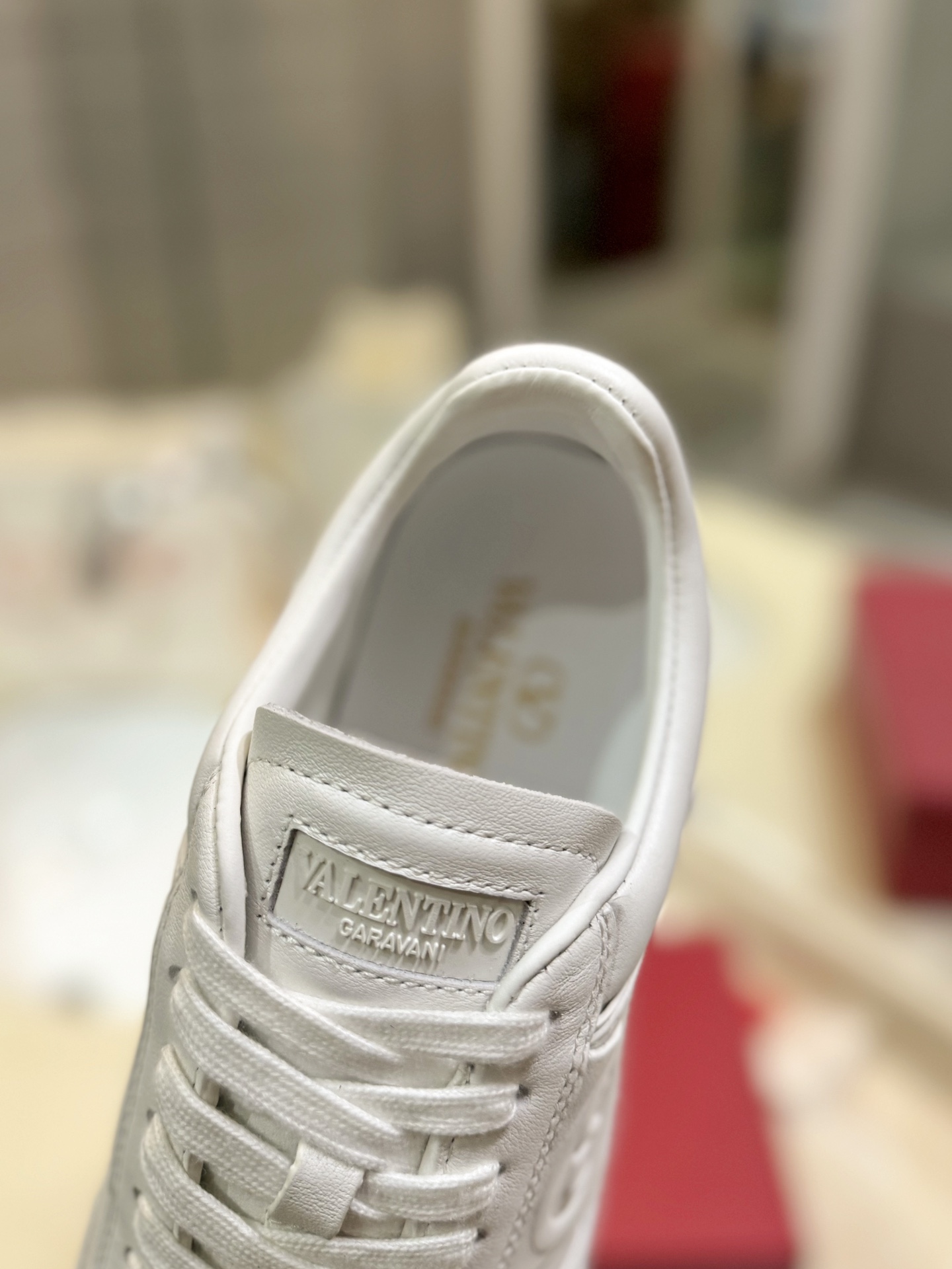 Male Sneakers L