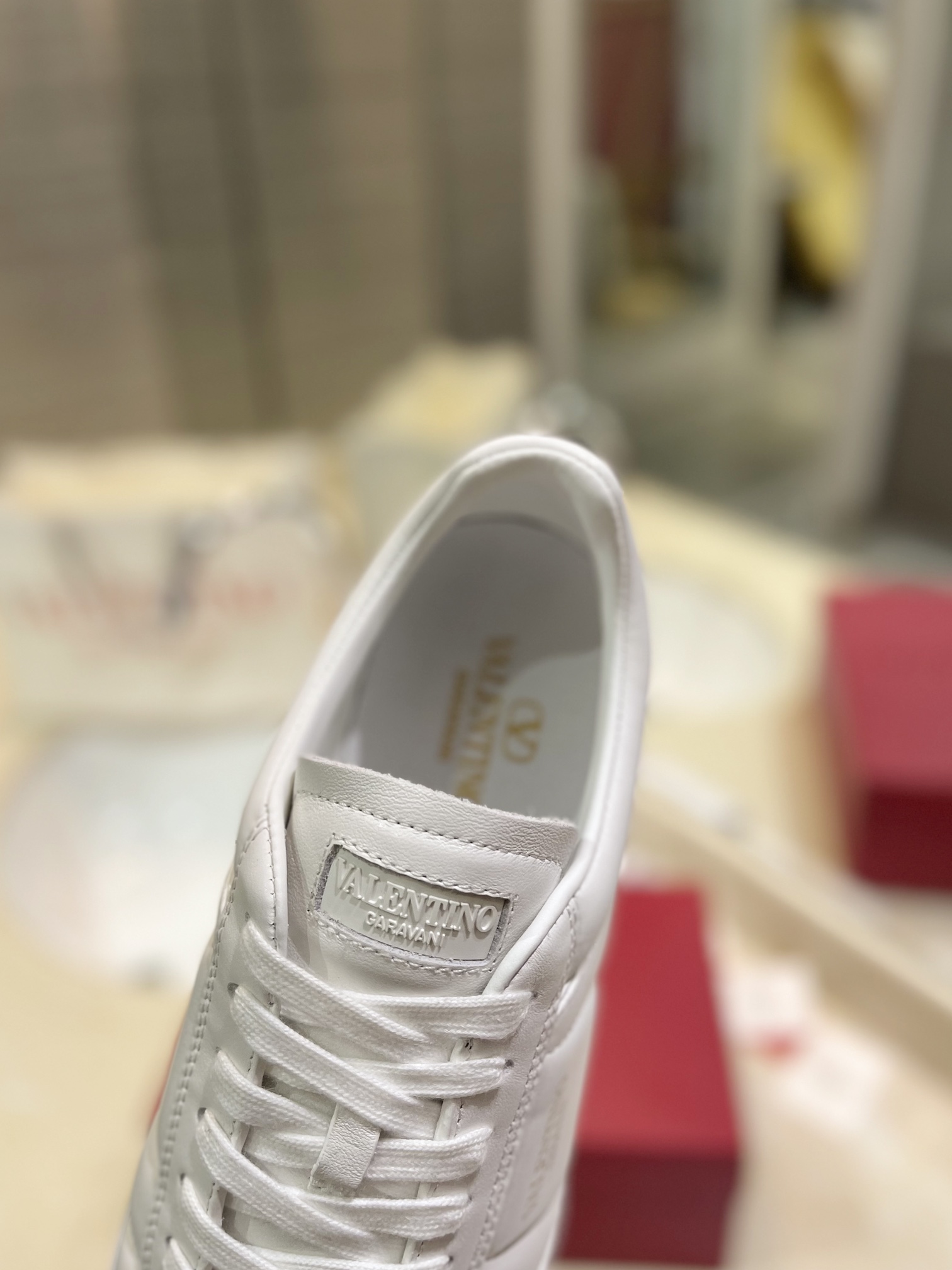 Male Sneakers L