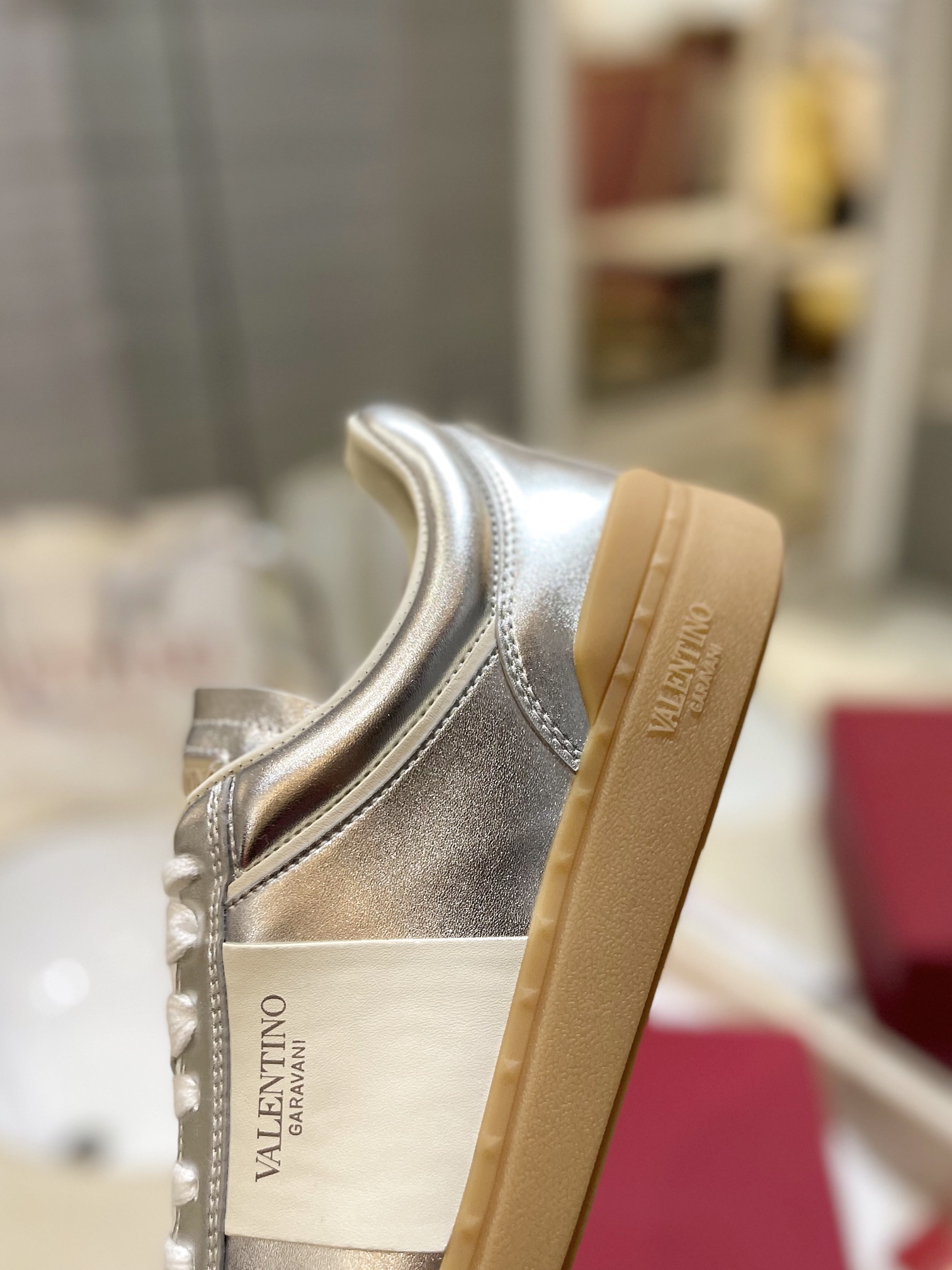 Male Sneakers L