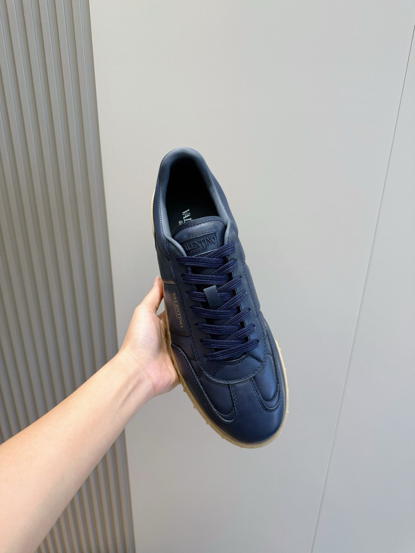 Valentino Couple Sneakers L-s