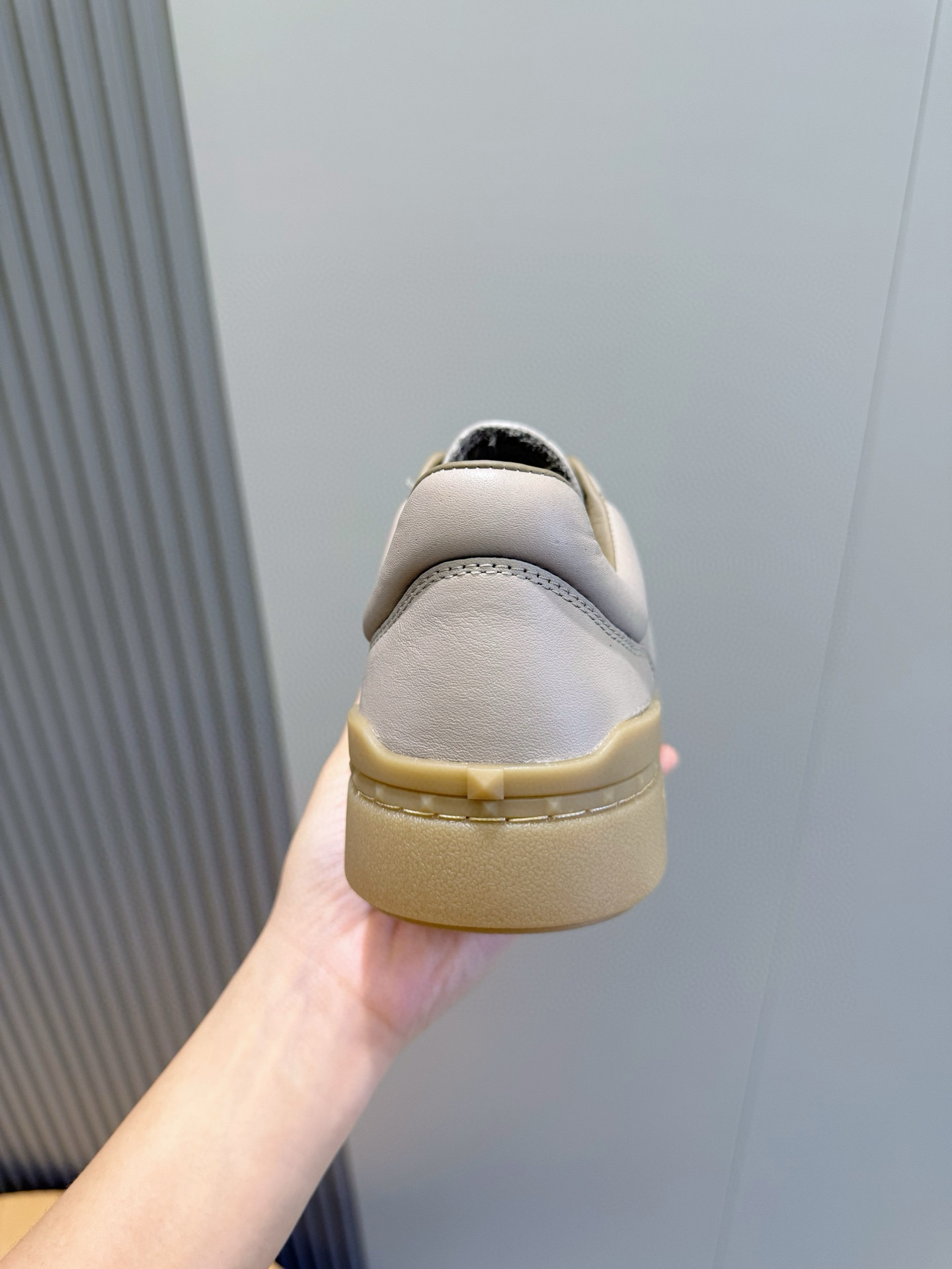 Valentino Couple Sneakers L-s