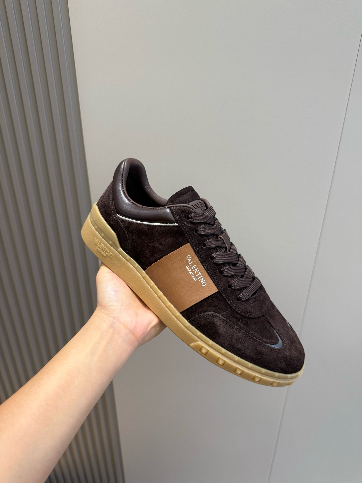 Valentino Couple Sneakers L-s