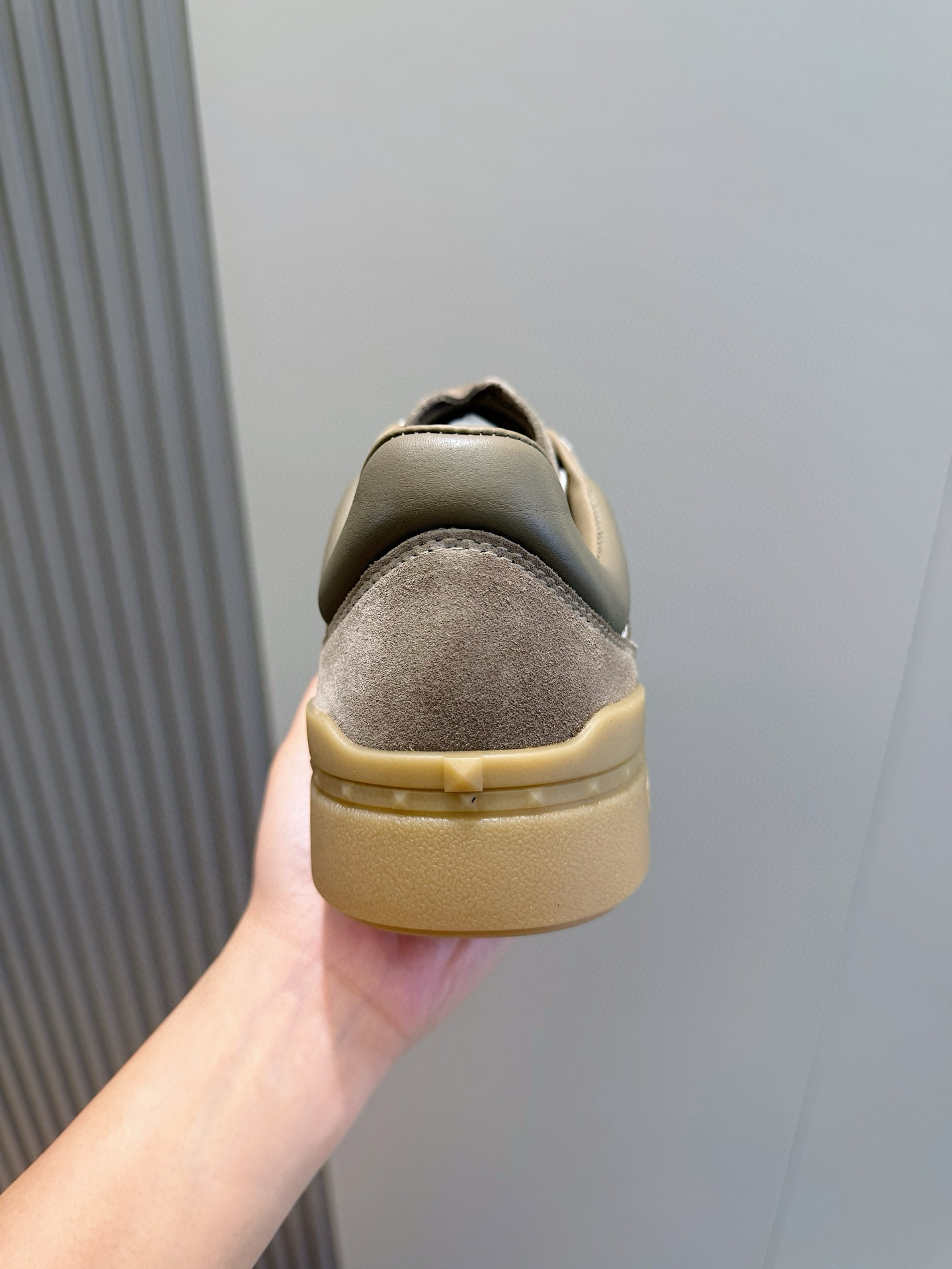 Valentino Couple Sneakers L-s